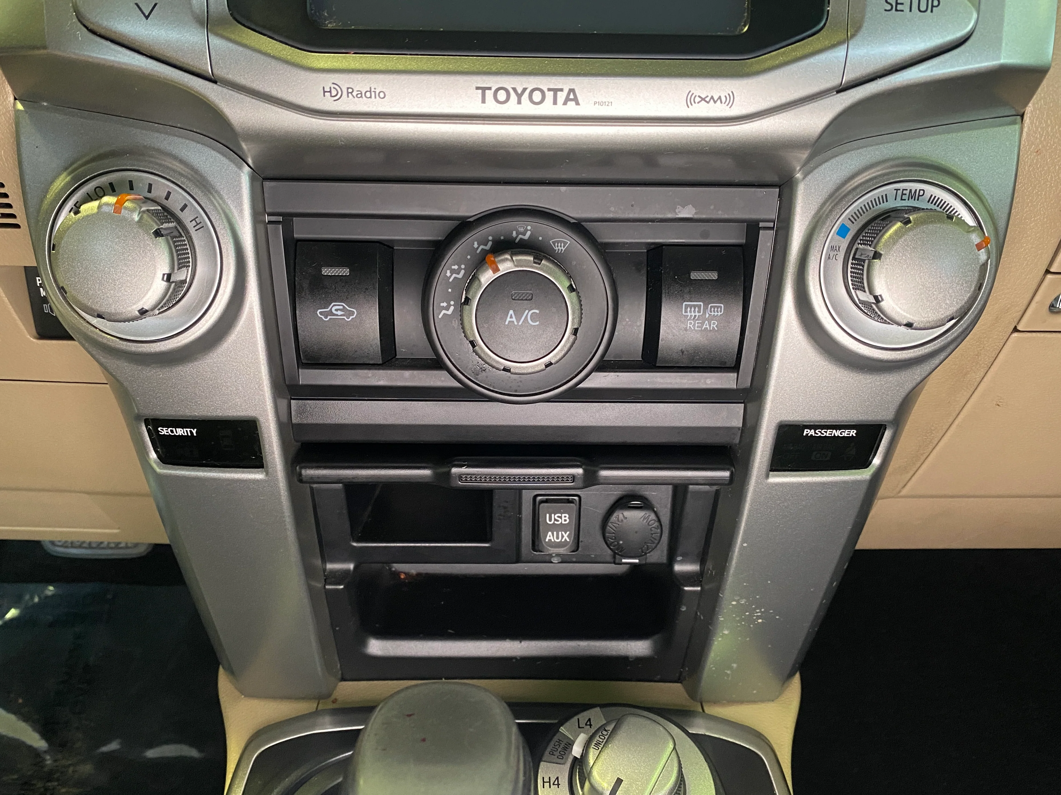 2013 Toyota 4Runner SR5 Premium 4WD - Image 26