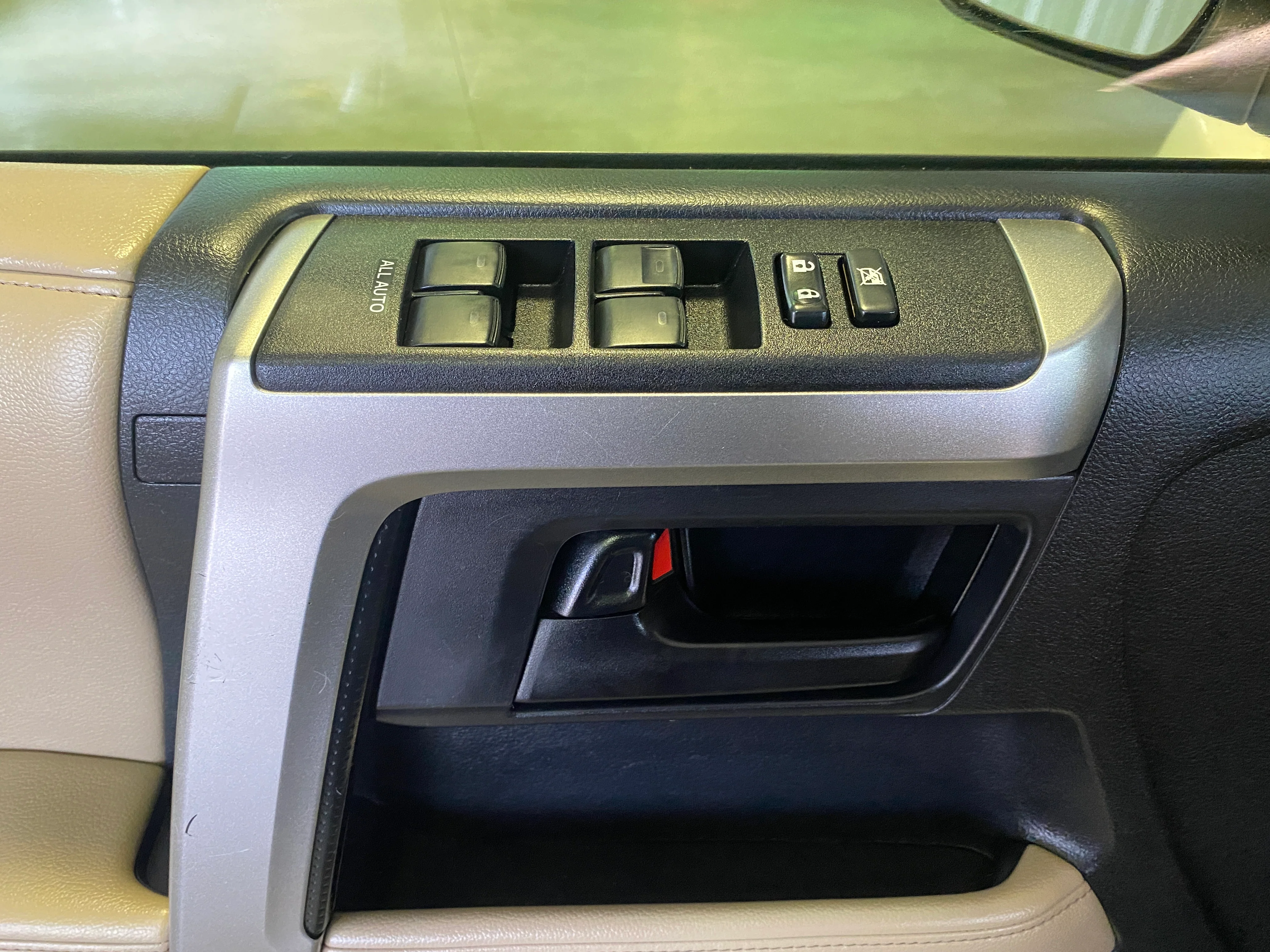2013 Toyota 4Runner SR5 Premium 4WD - Image 30