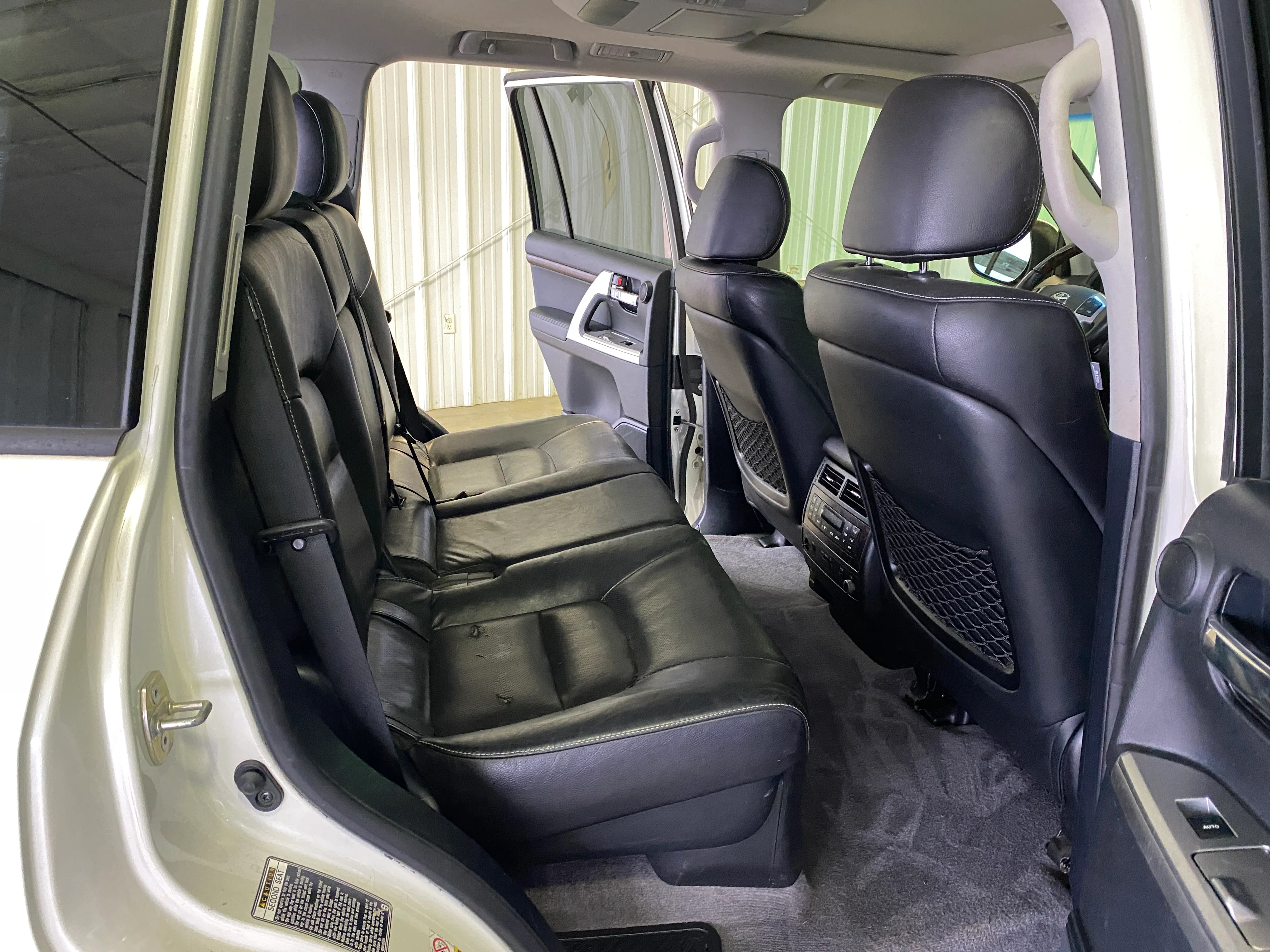 2013 Toyota Land Cruiser - Image 13