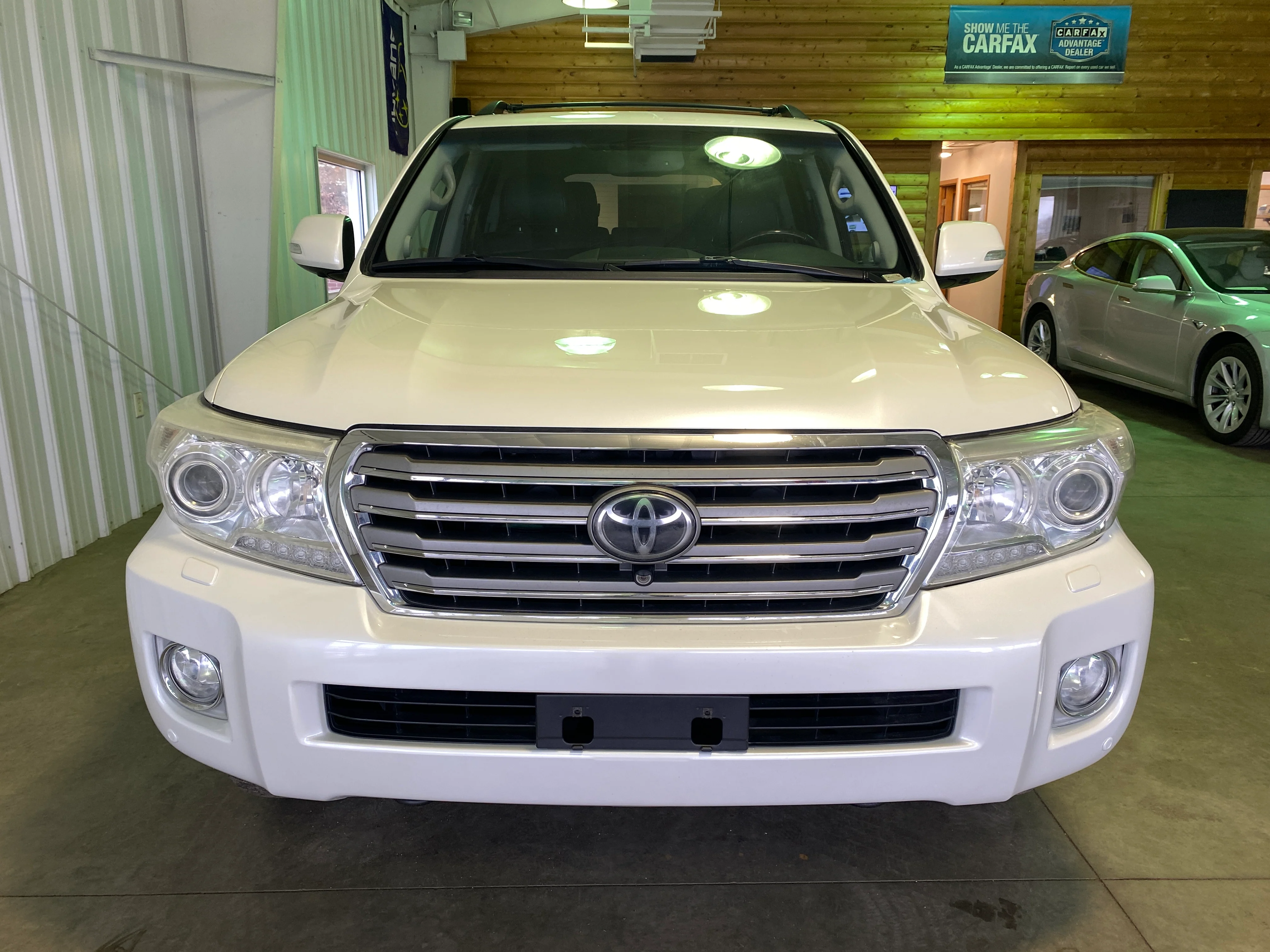 2013 Toyota Land Cruiser - Image 7
