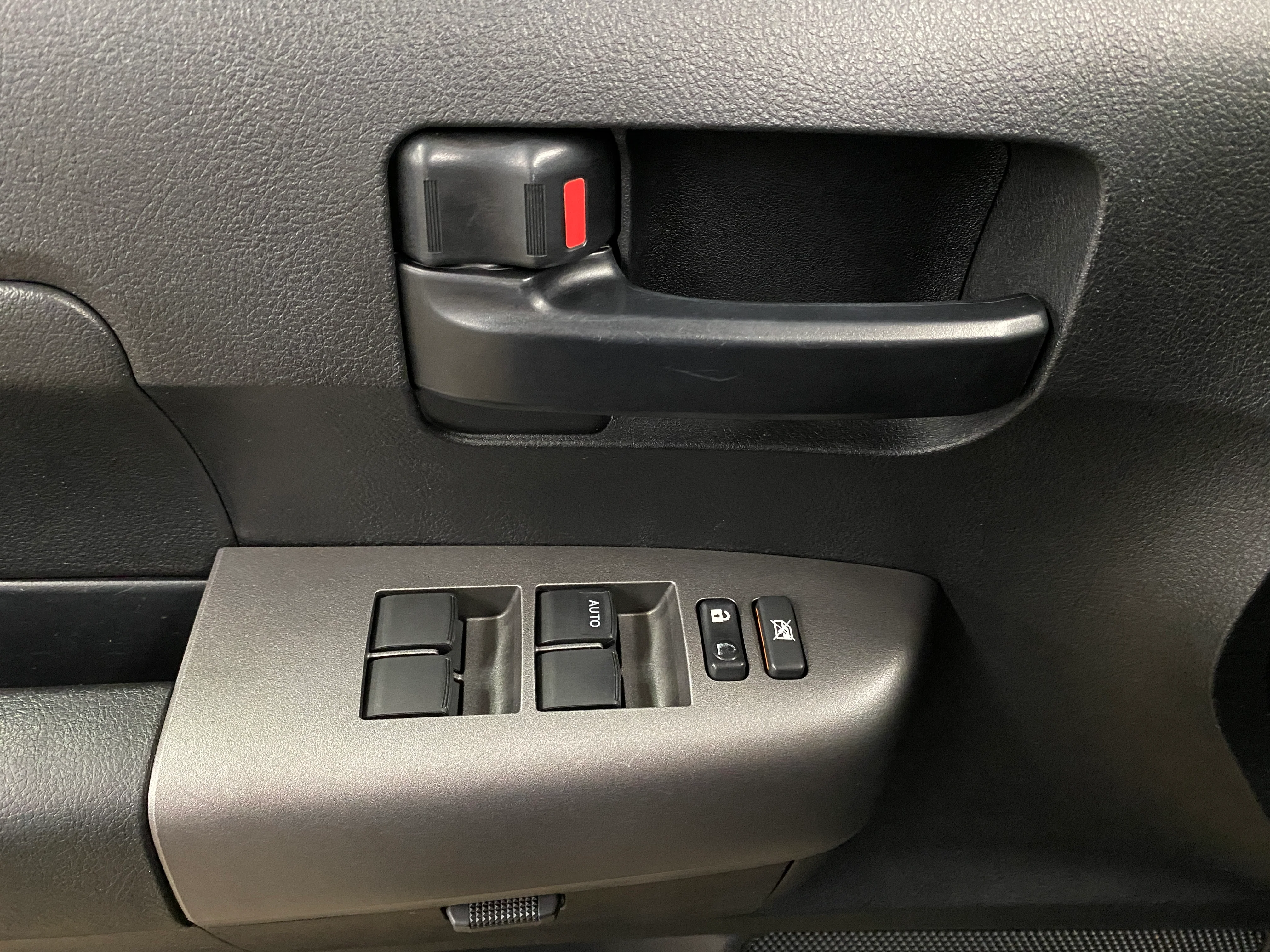 2013 Toyota Tundra 4WD Double Cab 5.7L TRD Rock Warrior - Image 11