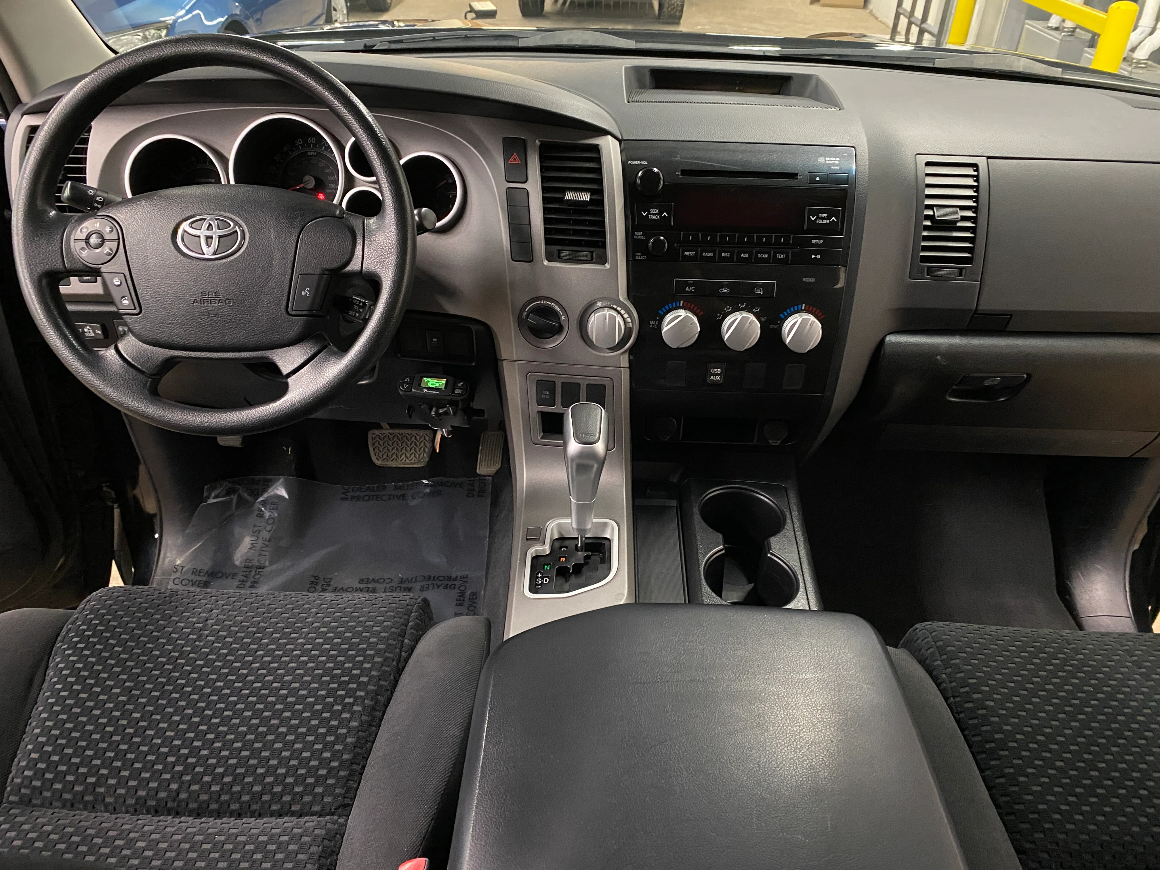 2013 Toyota Tundra 4WD Double Cab 5.7L TRD Rock Warrior - Image 20