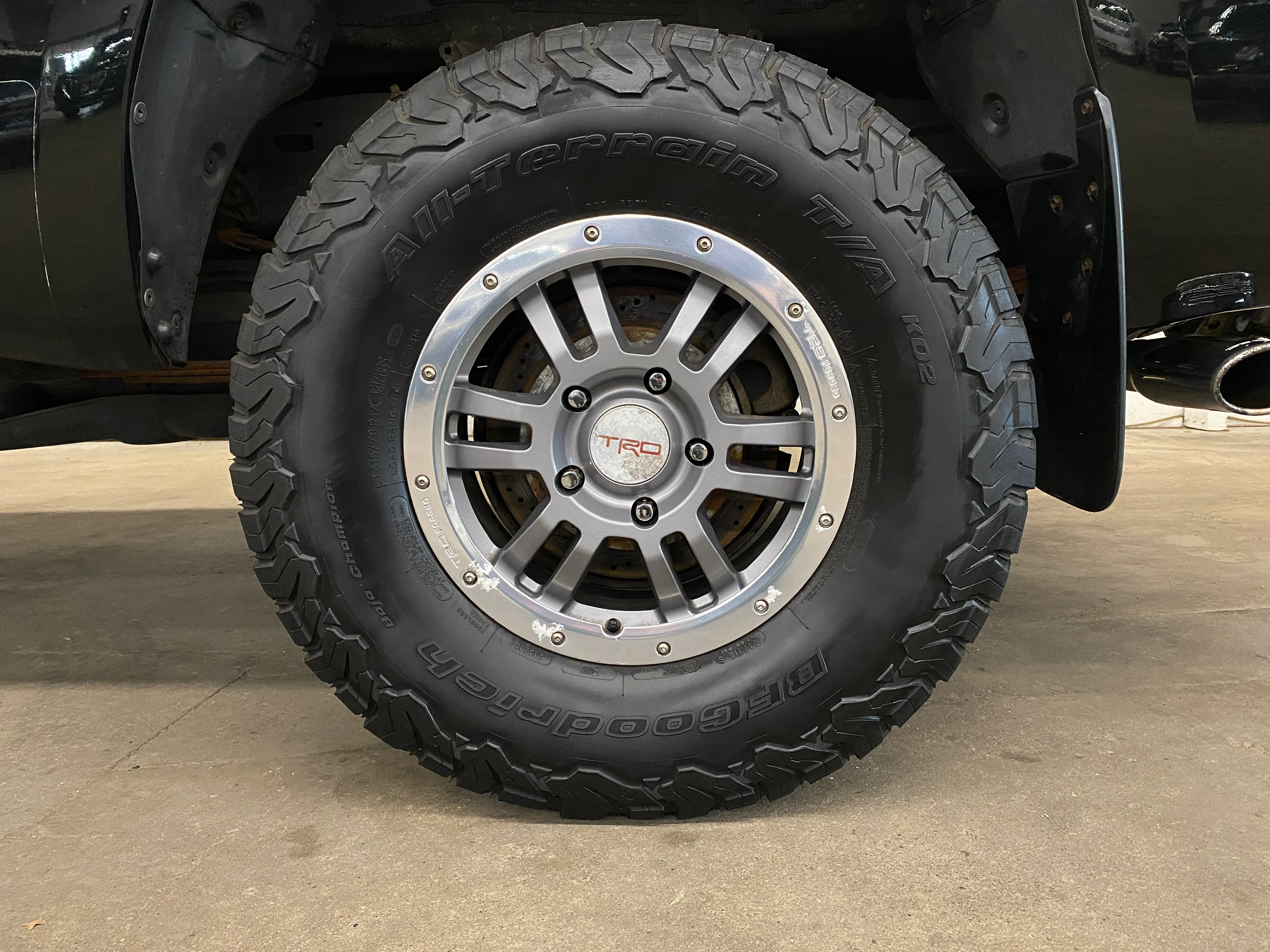 2013 Toyota Tundra 4WD Double Cab 5.7L TRD Rock Warrior - Image 31