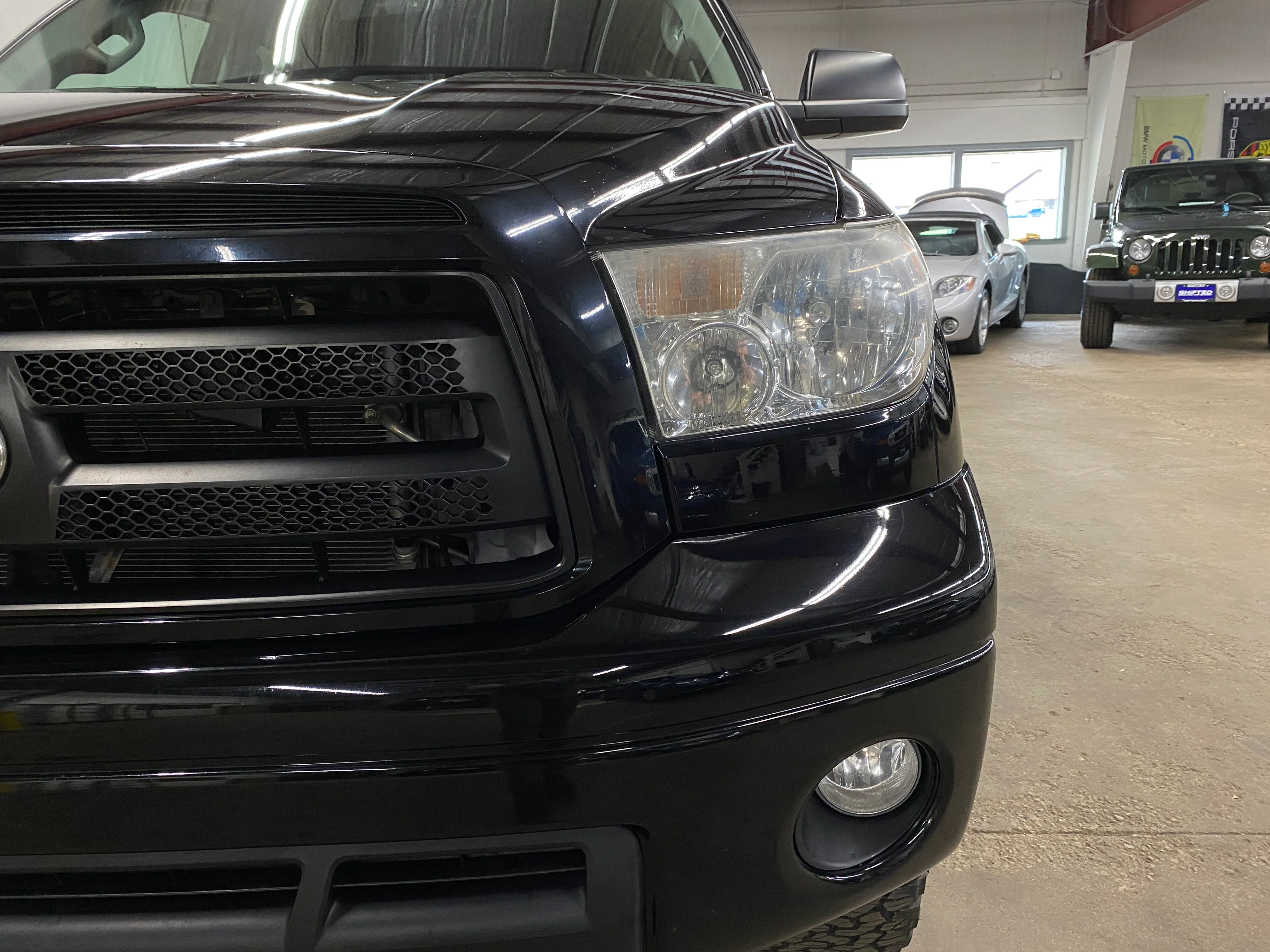2013 Toyota Tundra 4WD Double Cab 5.7L TRD Rock Warrior - Image 38