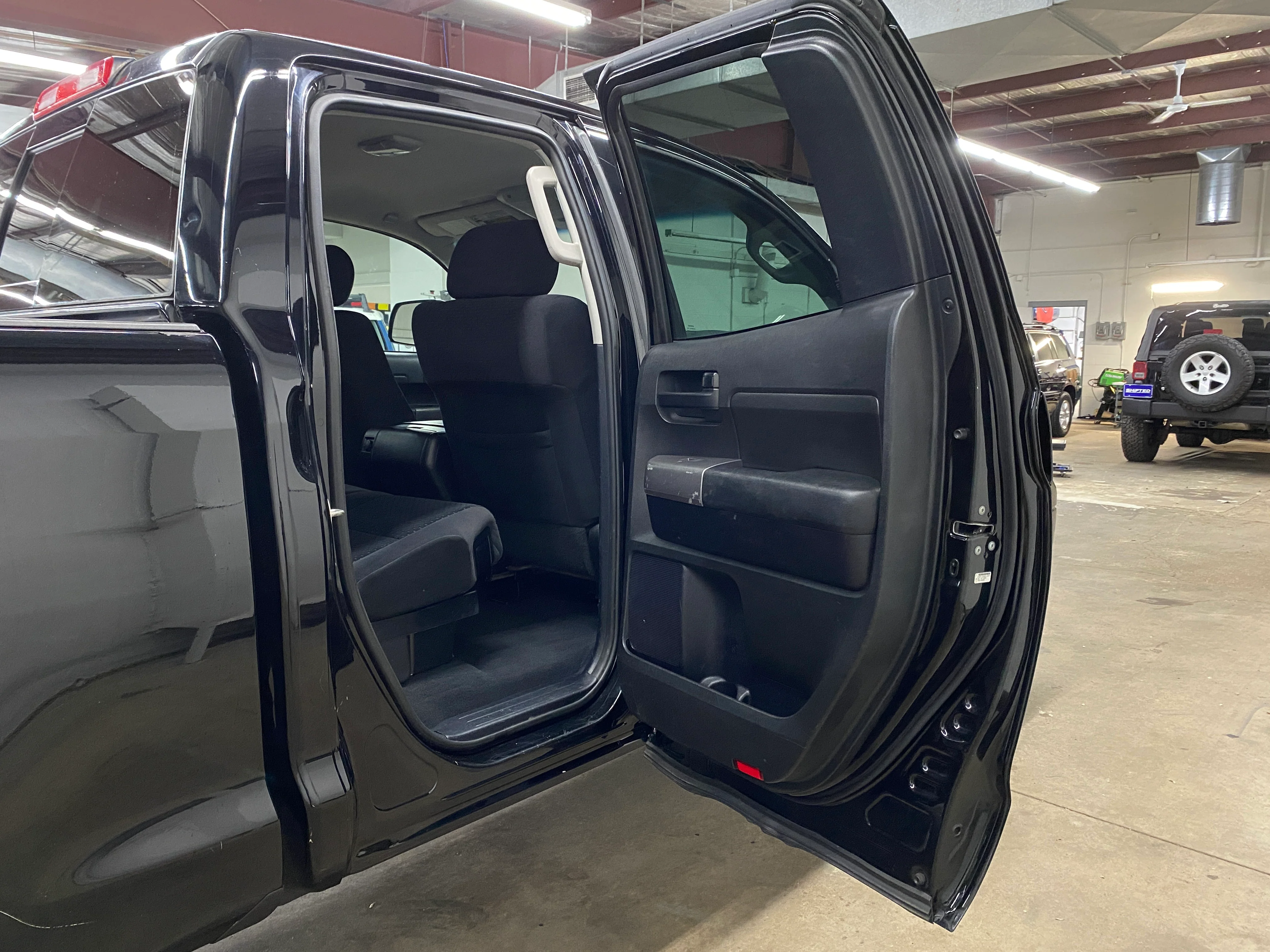 2013 Toyota Tundra 4WD Double Cab 5.7L TRD Rock Warrior - Image 49