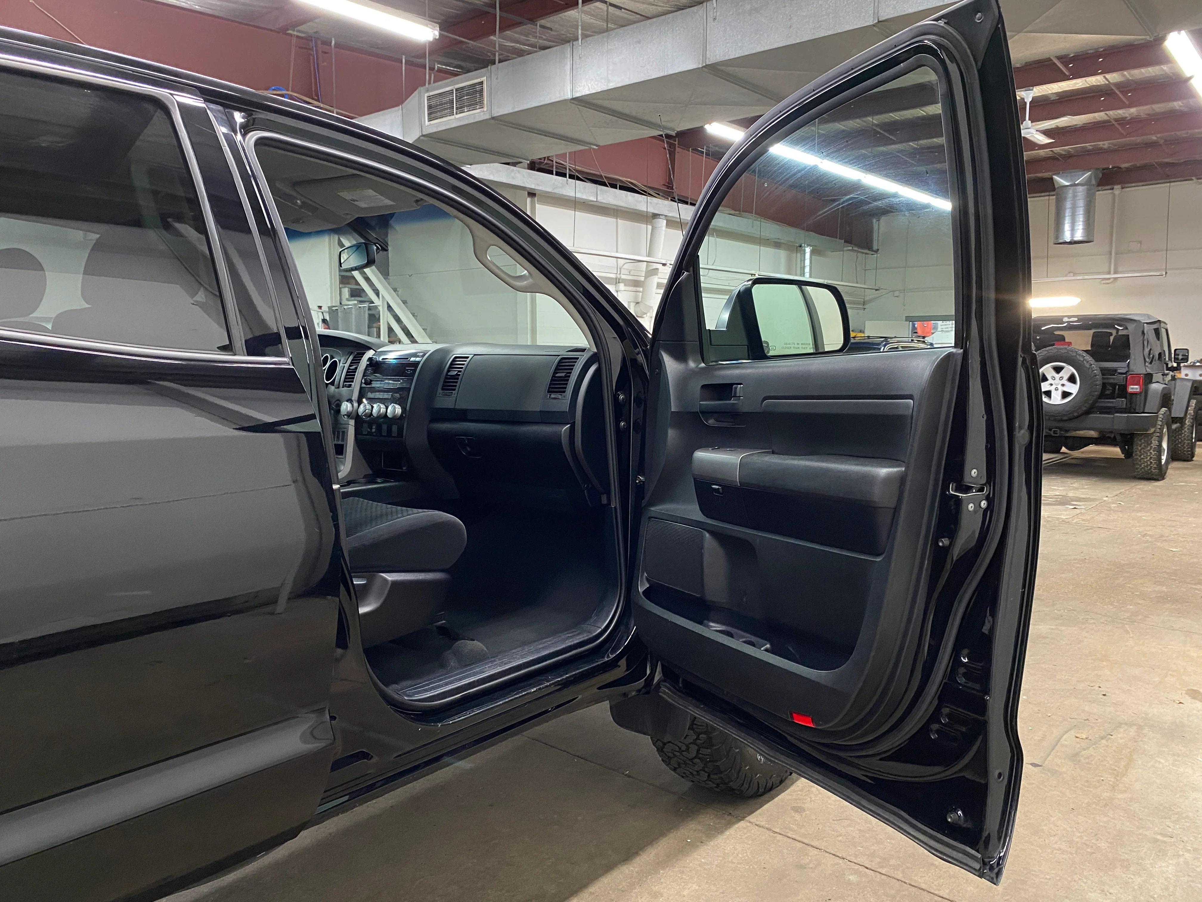 2013 Toyota Tundra 4WD Double Cab 5.7L TRD Rock Warrior - Image 52