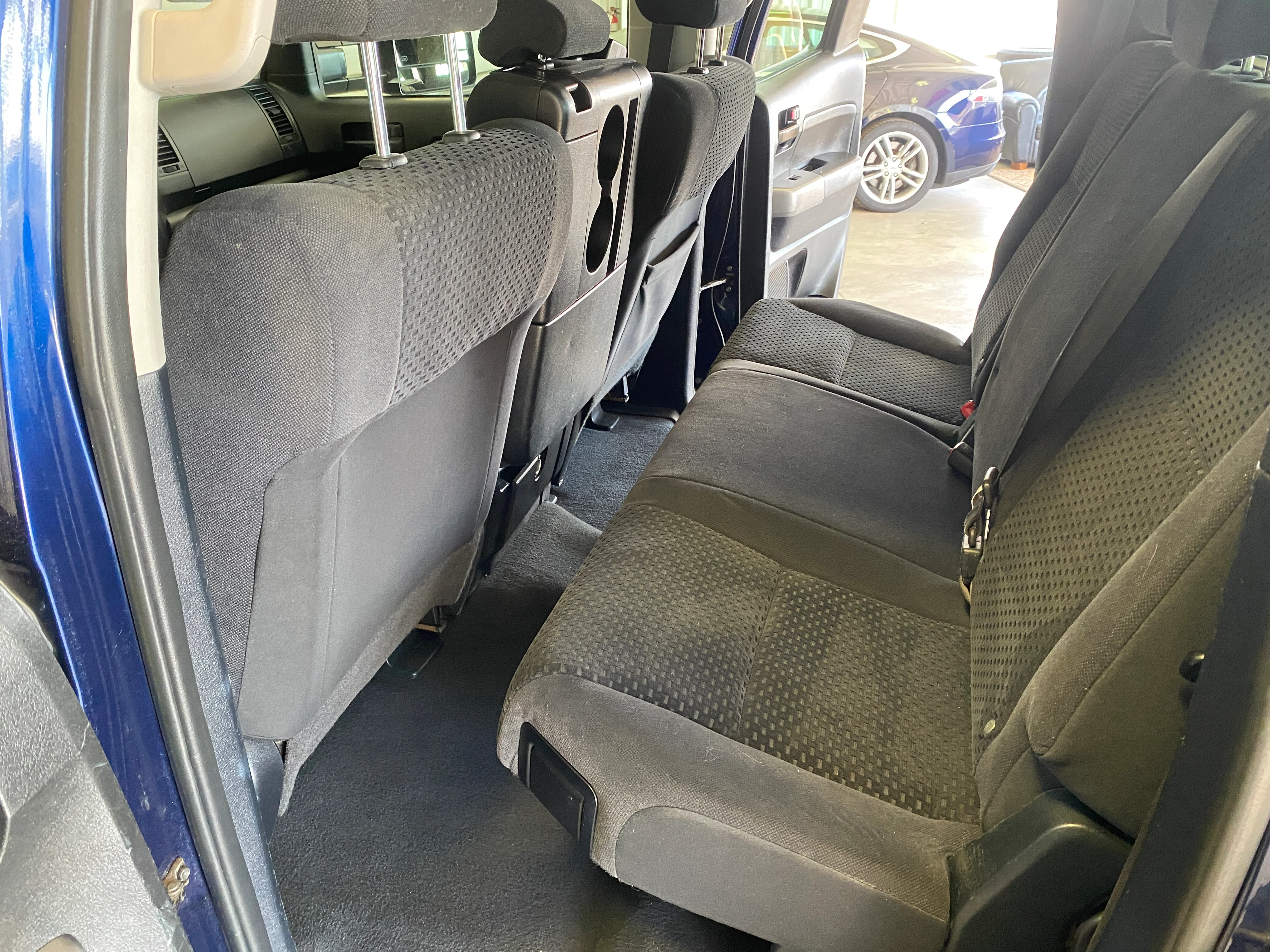 2013 Toyota Tundra SR5 4WD 5.7L - Image 11