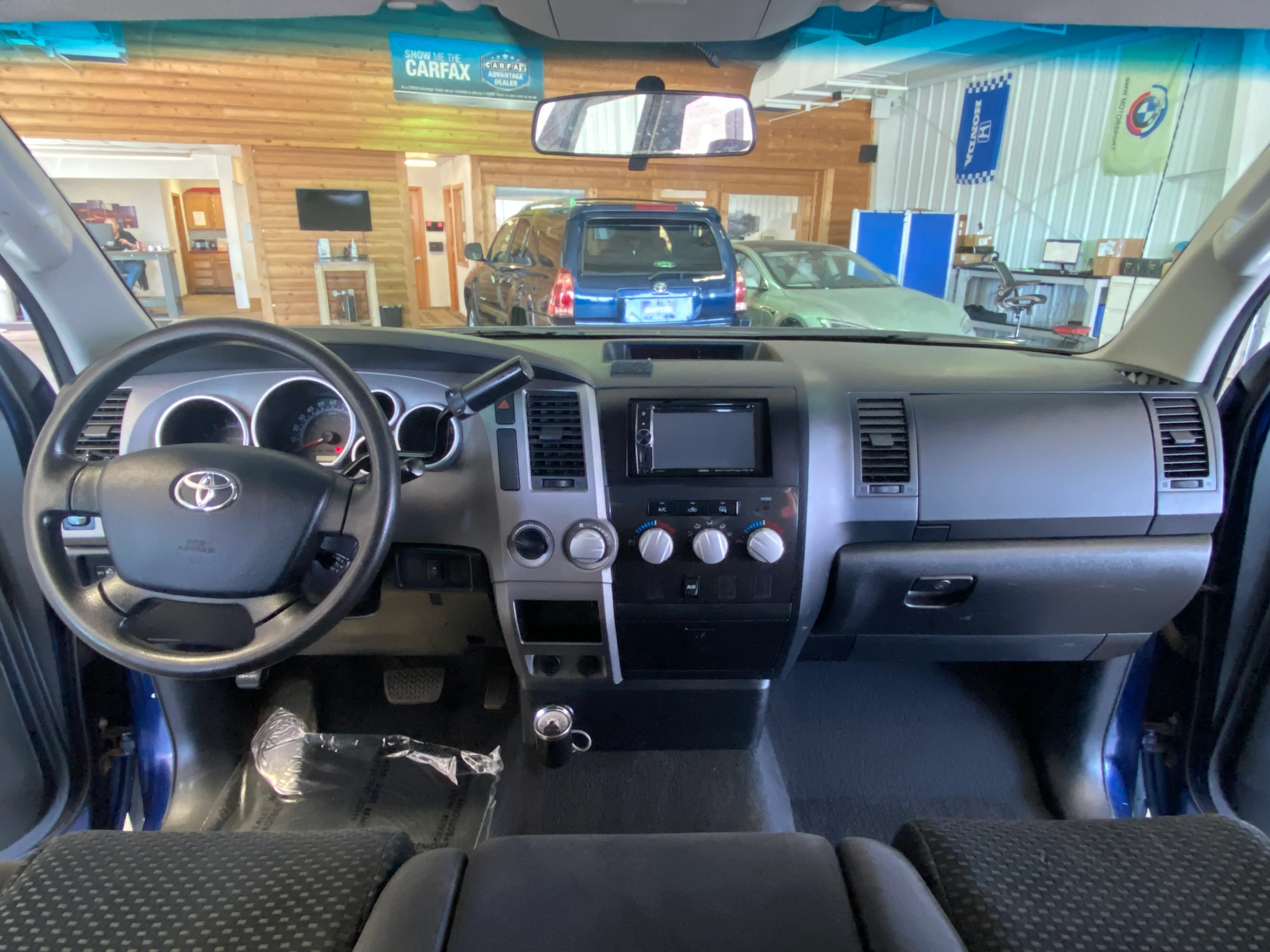 2013 Toyota Tundra SR5 4WD 5.7L - Image 15