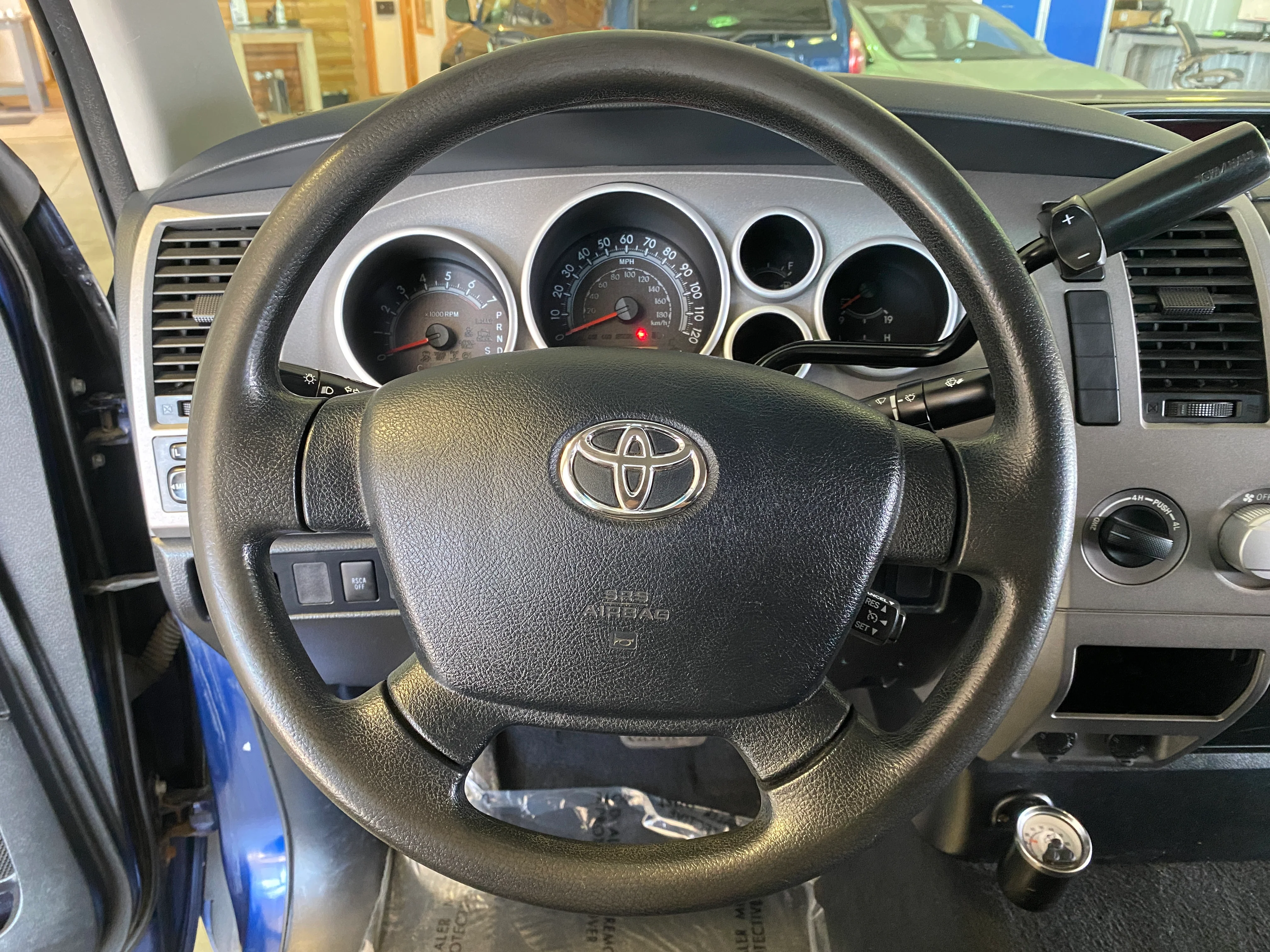 2013 Toyota Tundra SR5 4WD 5.7L - Image 16