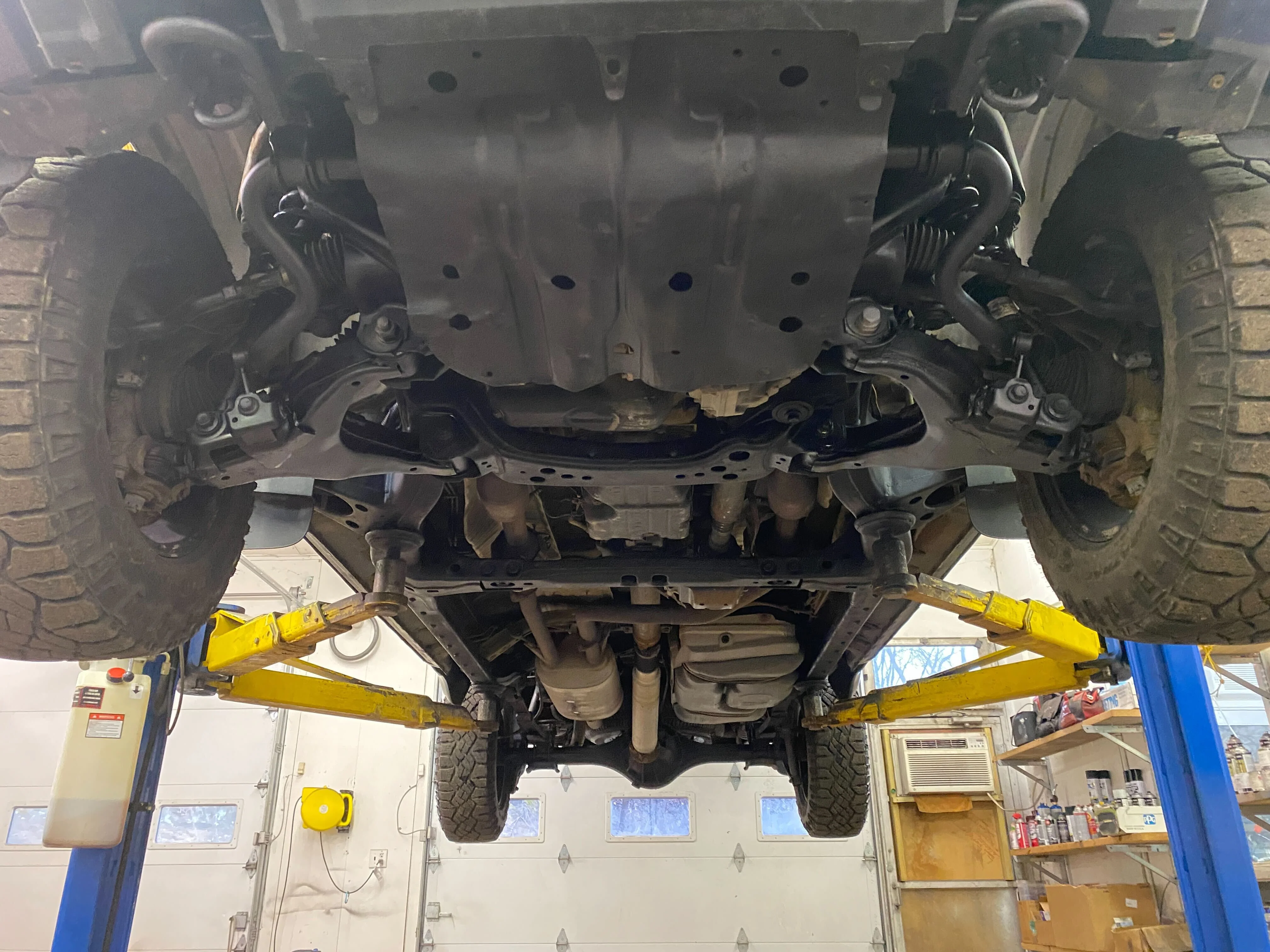 2013 Toyota Tundra SR5 4WD 5.7L - Image 28