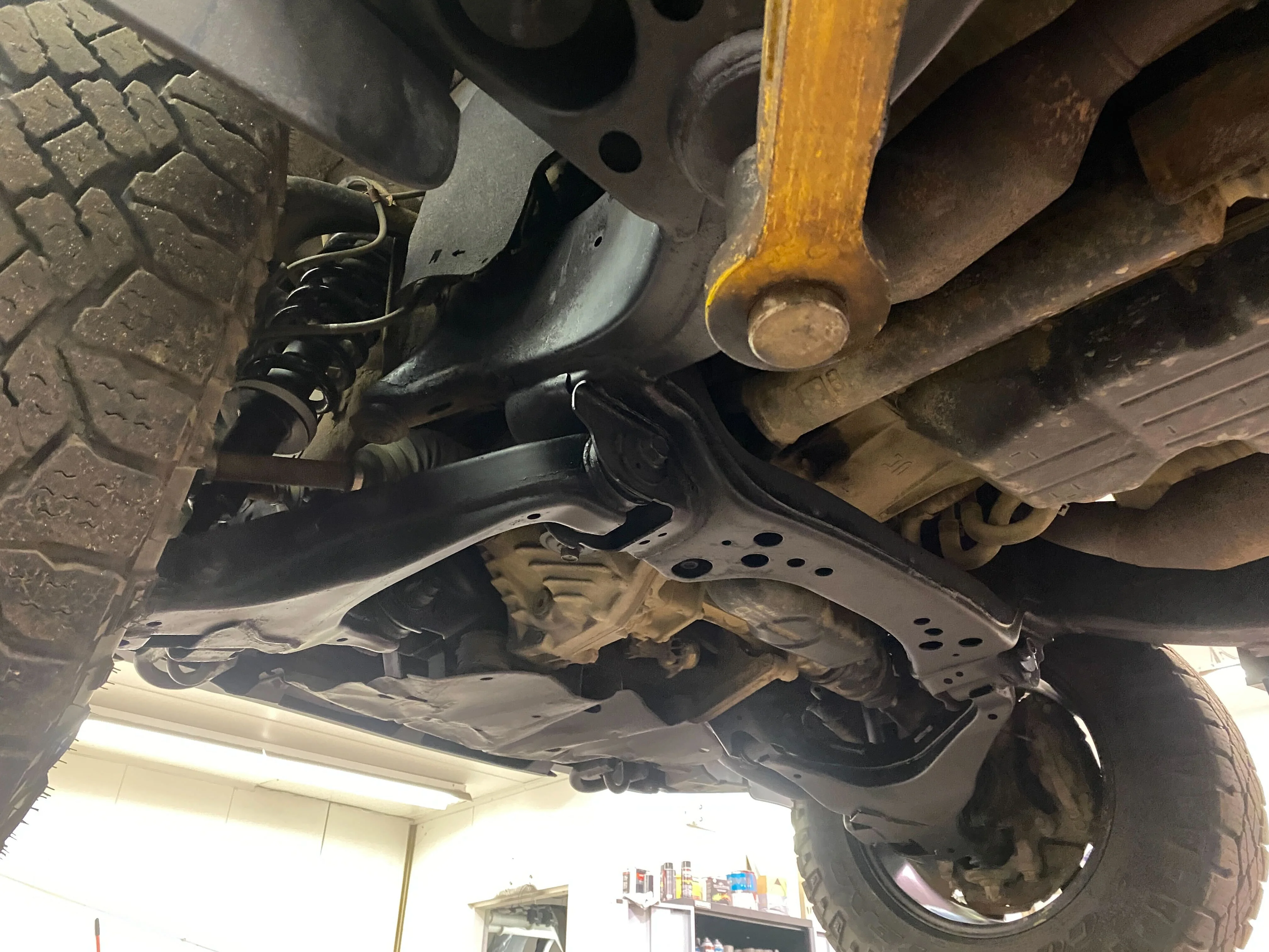 2013 Toyota Tundra SR5 4WD 5.7L - Image 33