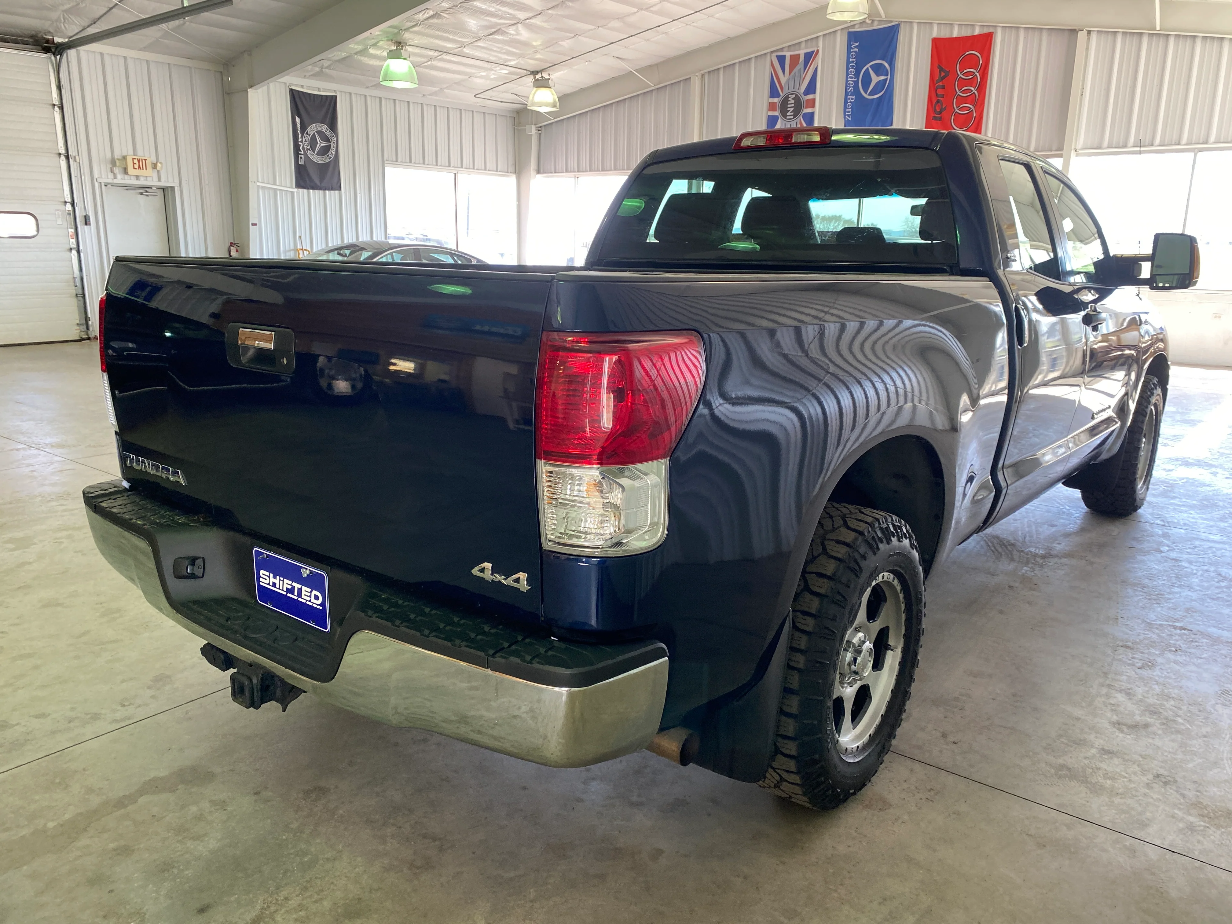 2013 Toyota Tundra SR5 4WD 5.7L - Image 5