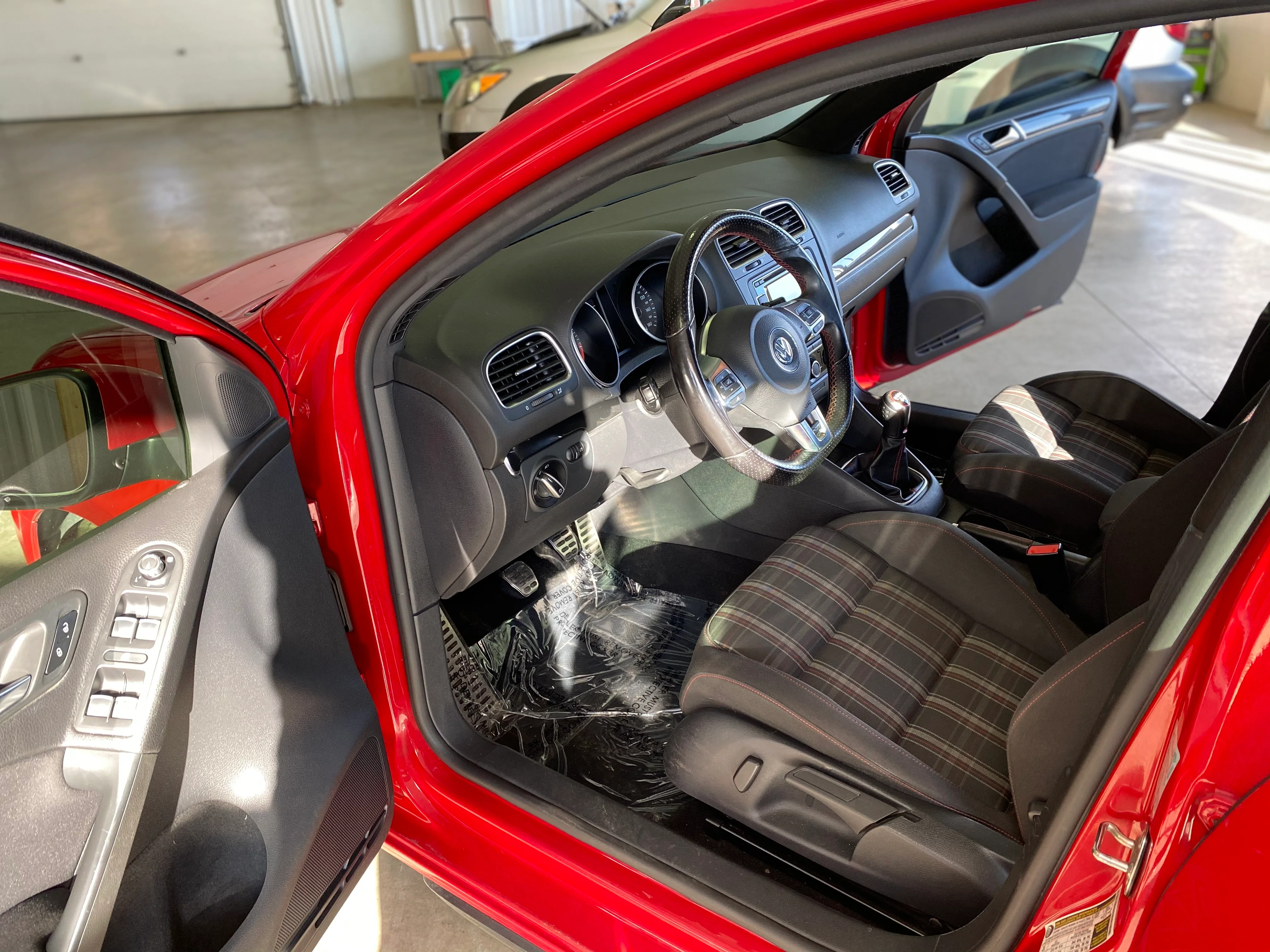 2013 Volkswagen GTI Manual - Image 10