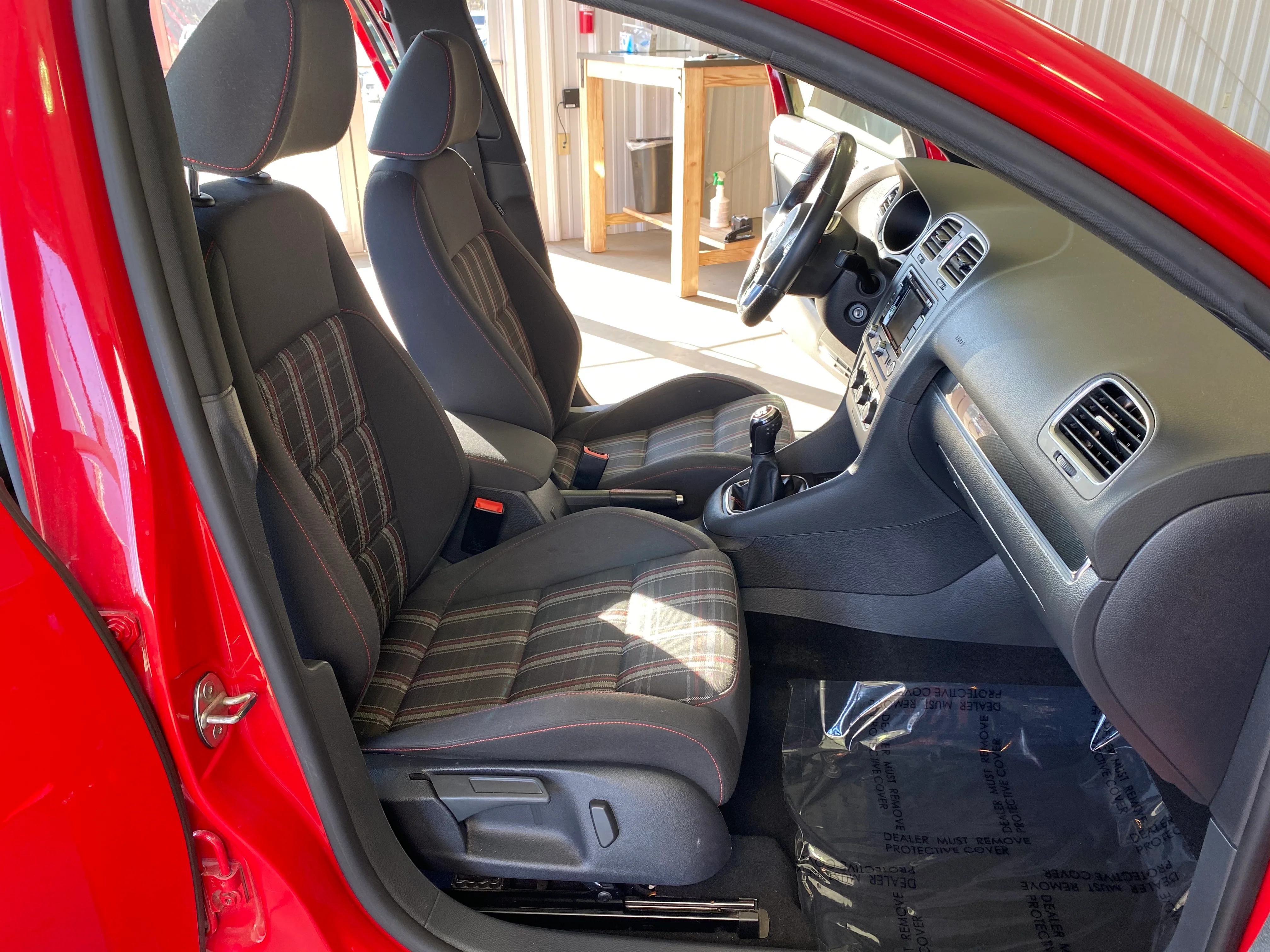 2013 Volkswagen GTI Manual - Image 14