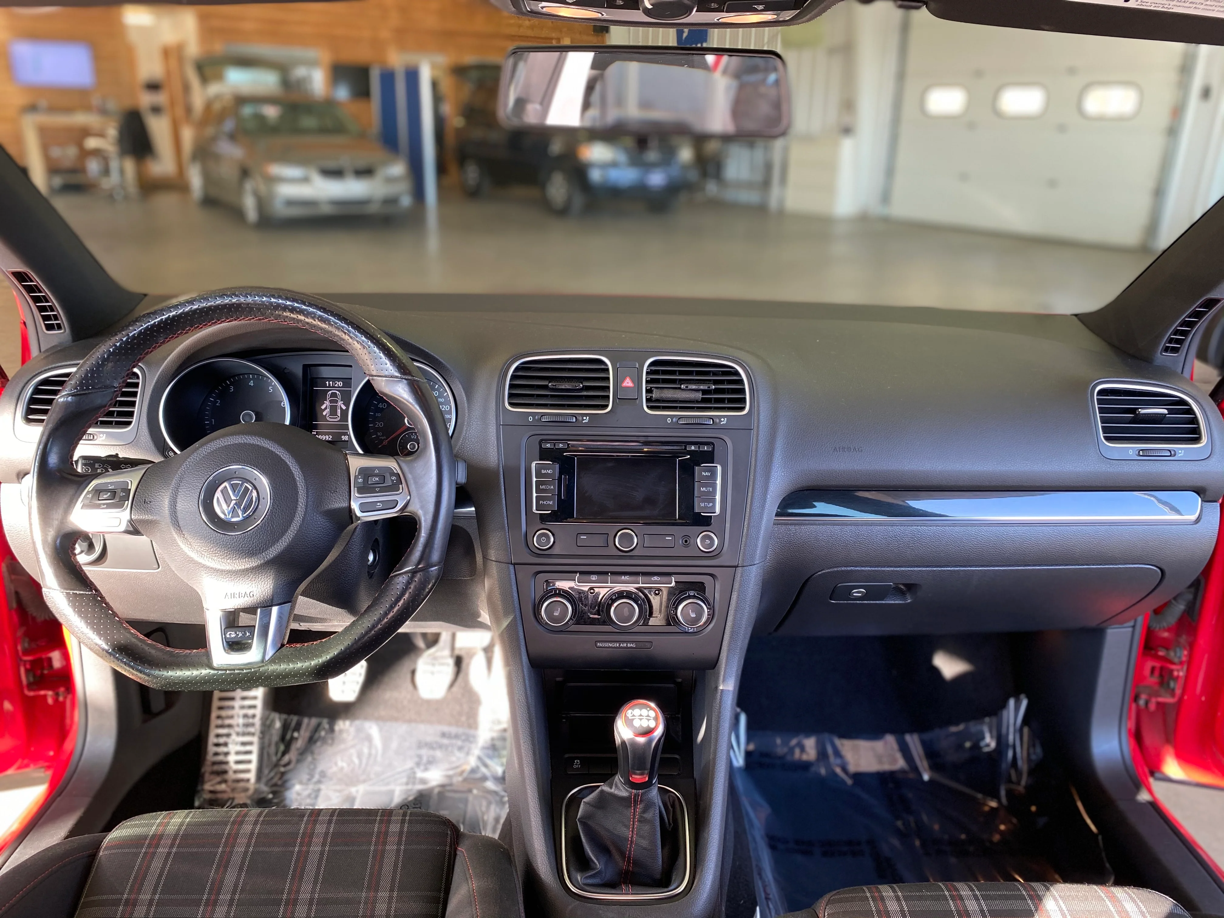 2013 Volkswagen GTI Manual - Image 15