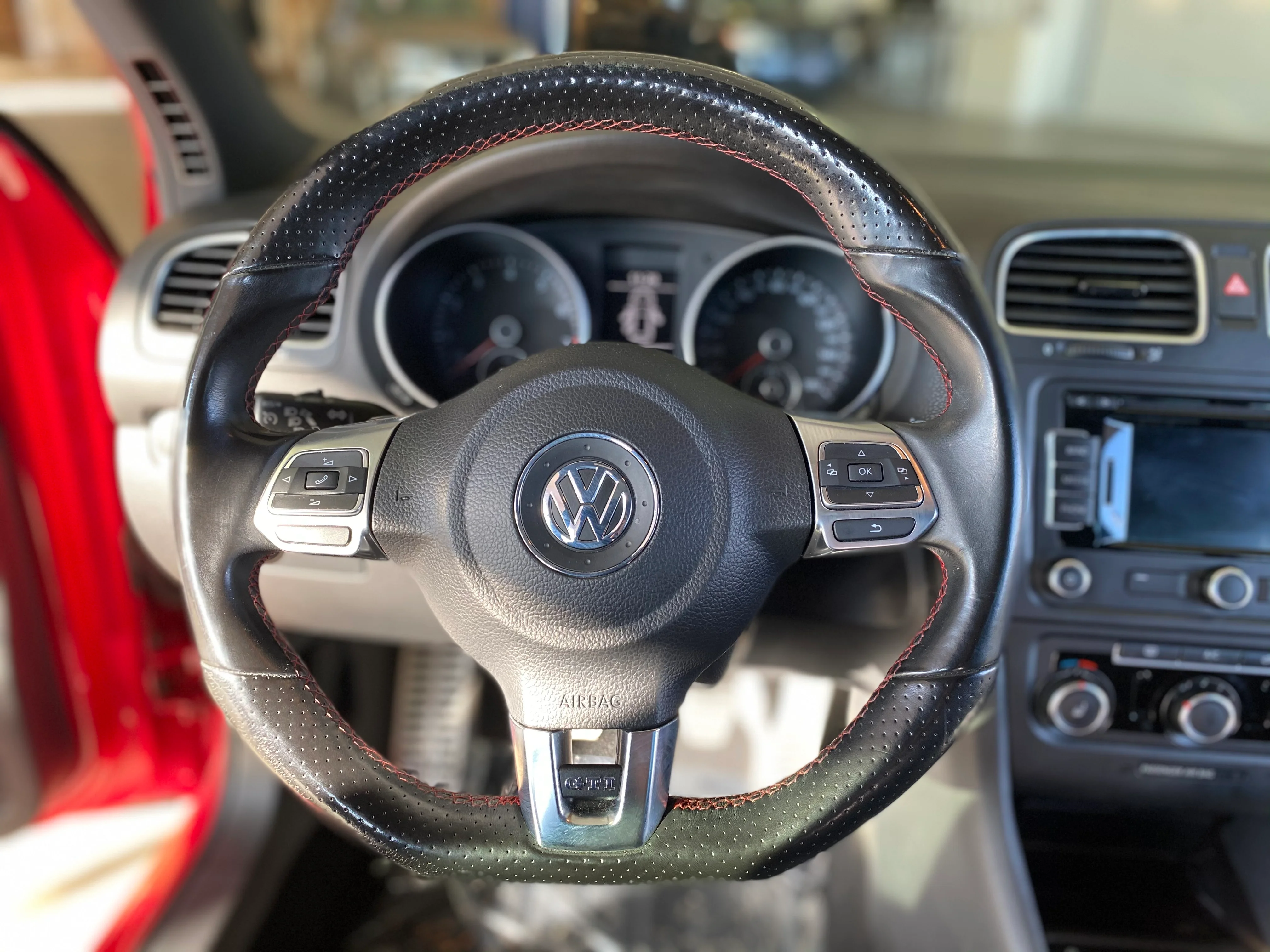 2013 Volkswagen GTI Manual - Image 17