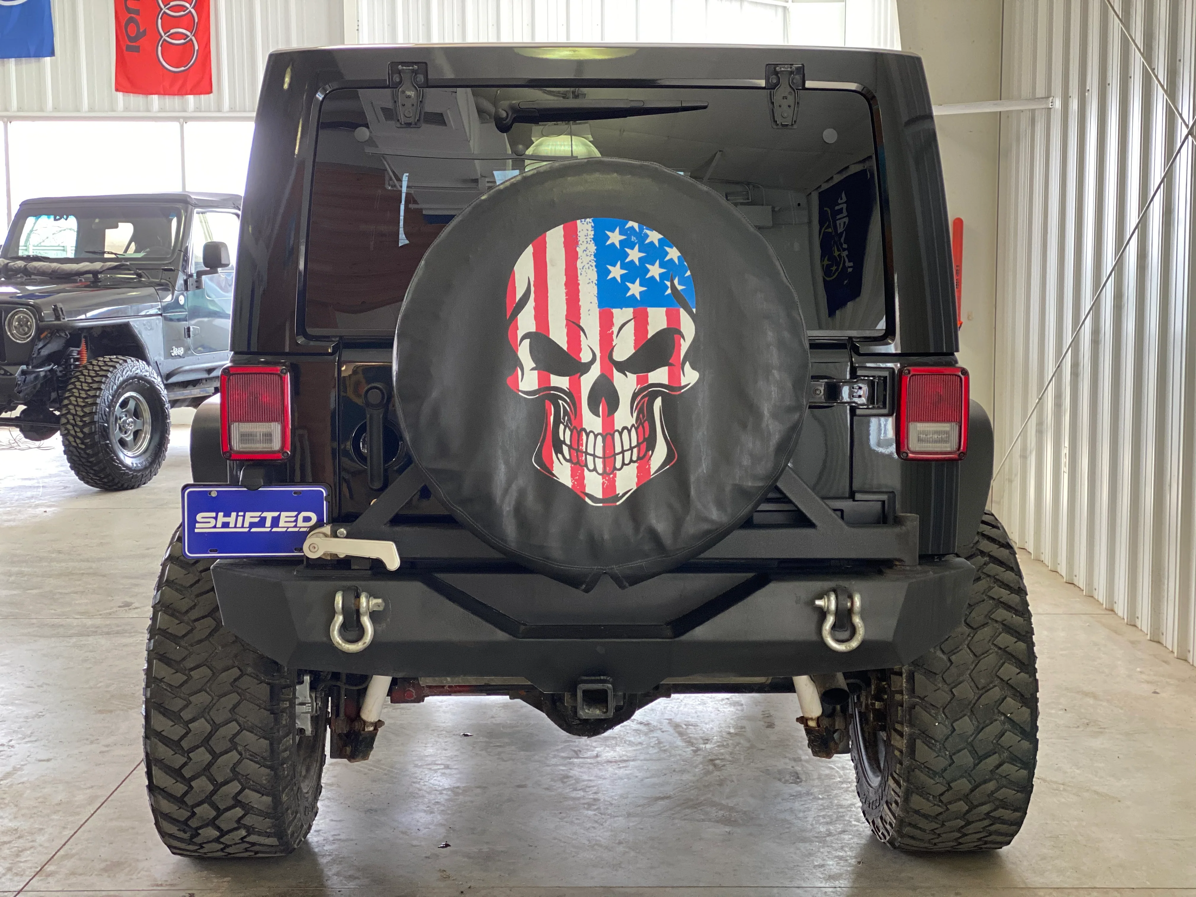 2014 Jeep Wrangler Unlimited Sahara - Image 4