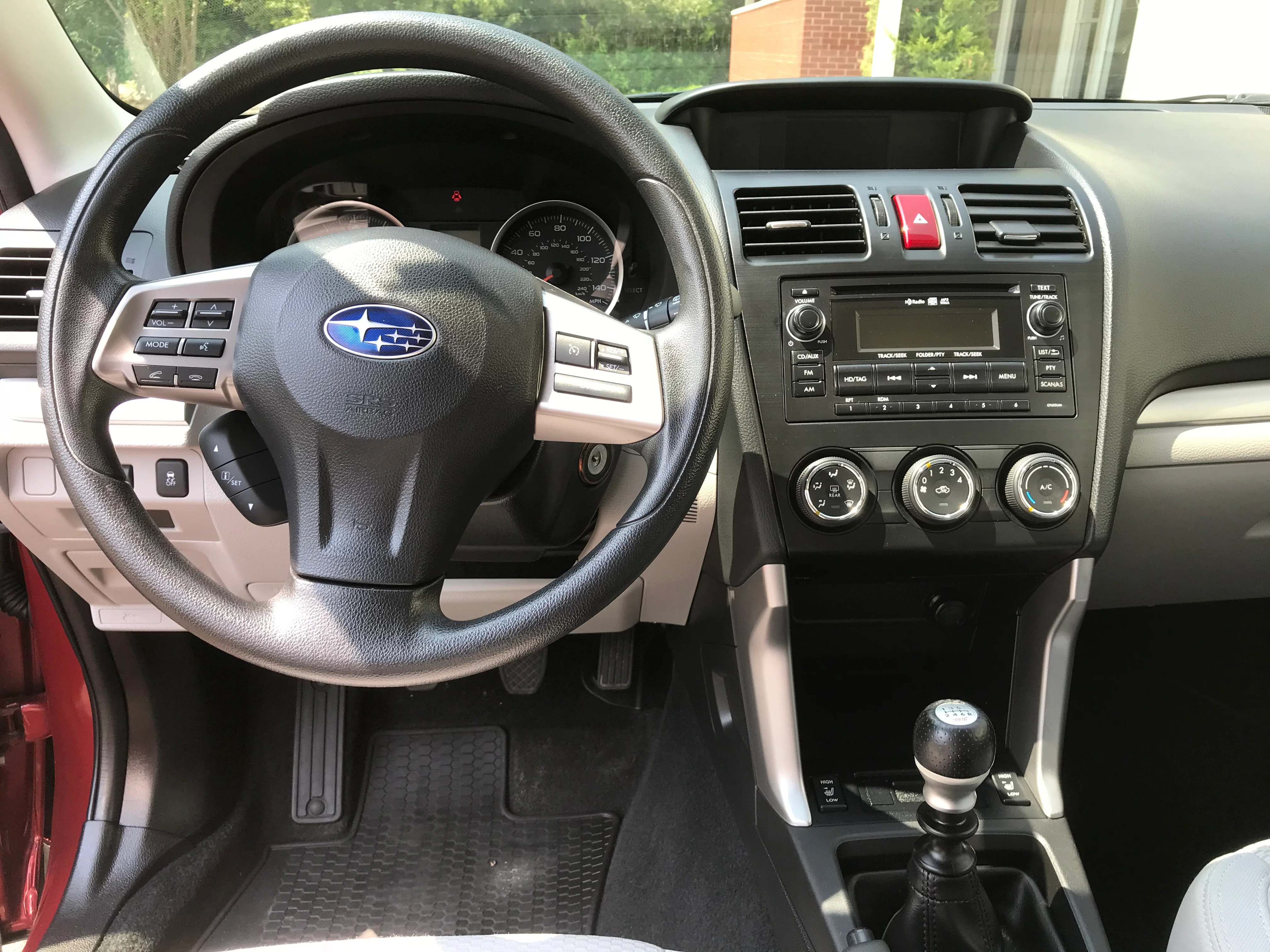 2014 Subaru Forester - Image 12