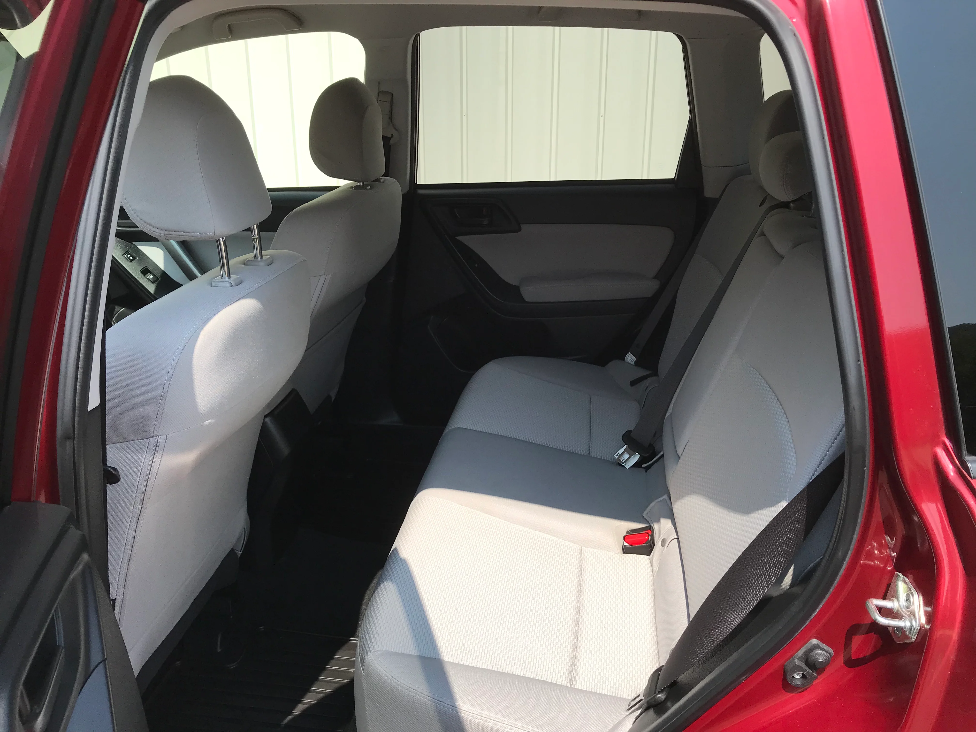 2014 Subaru Forester - Image 9