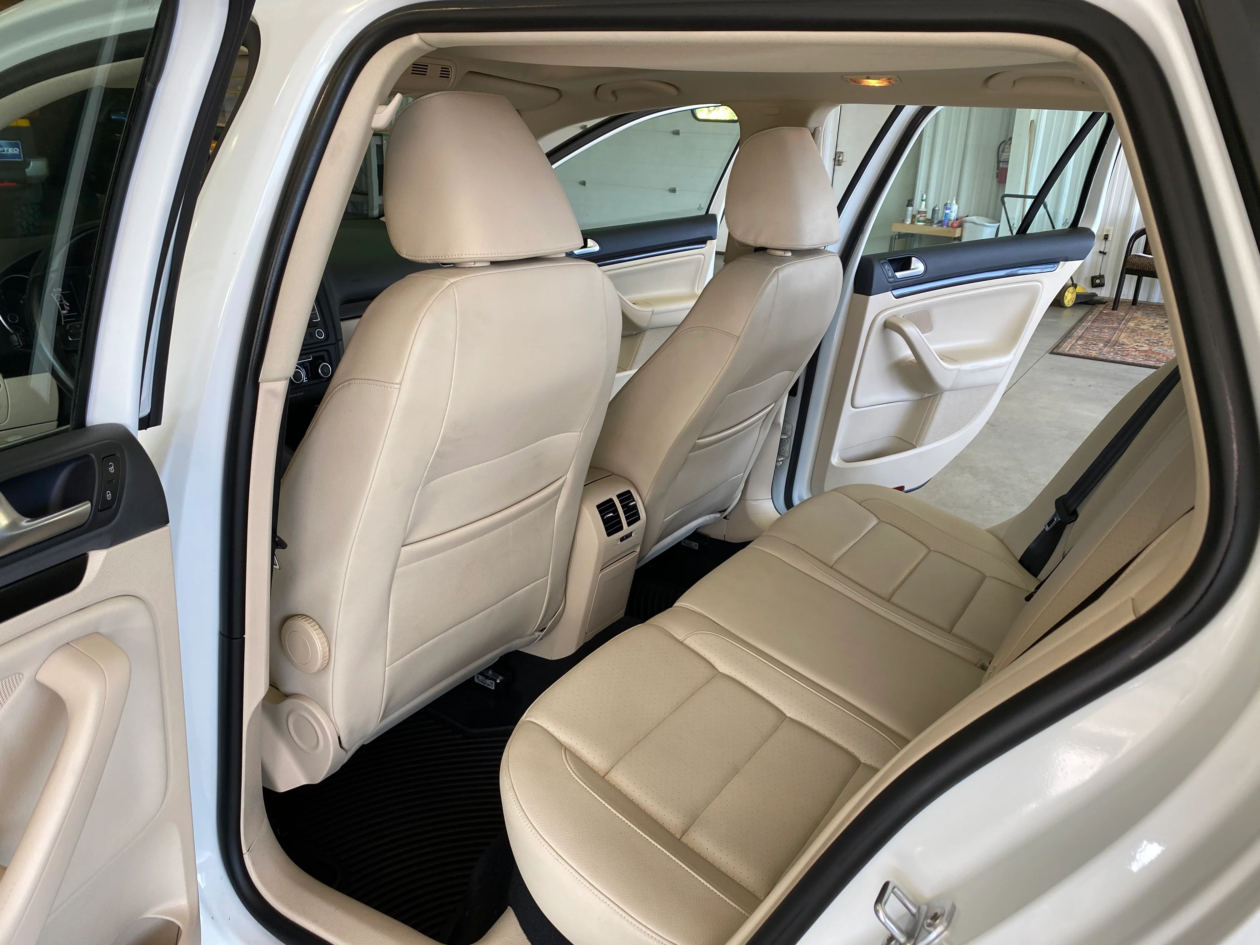 2014 Volkswagen Jetta Sportwagen TDI DSG - Image 12