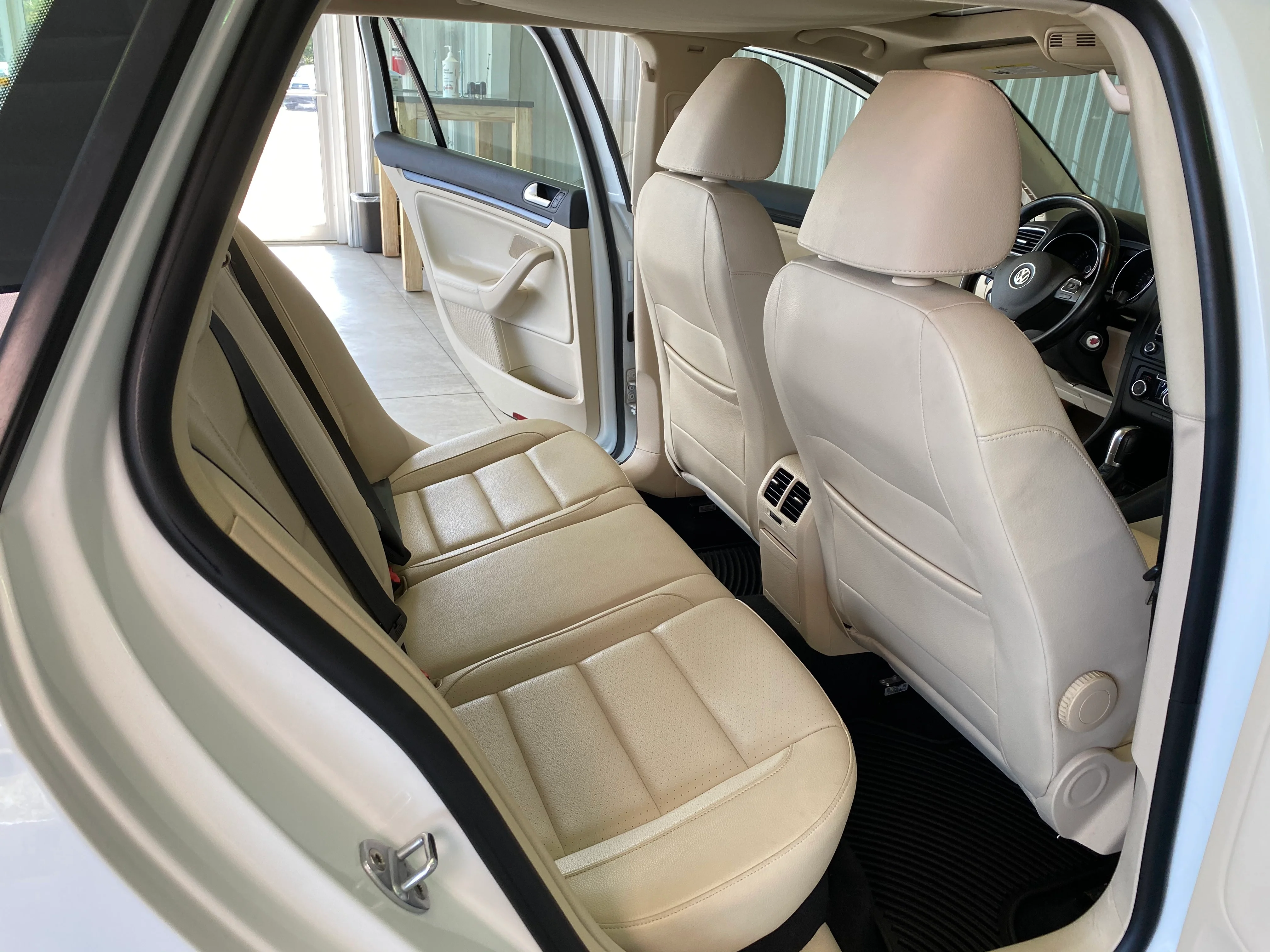 2014 Volkswagen Jetta Sportwagen TDI DSG - Image 14