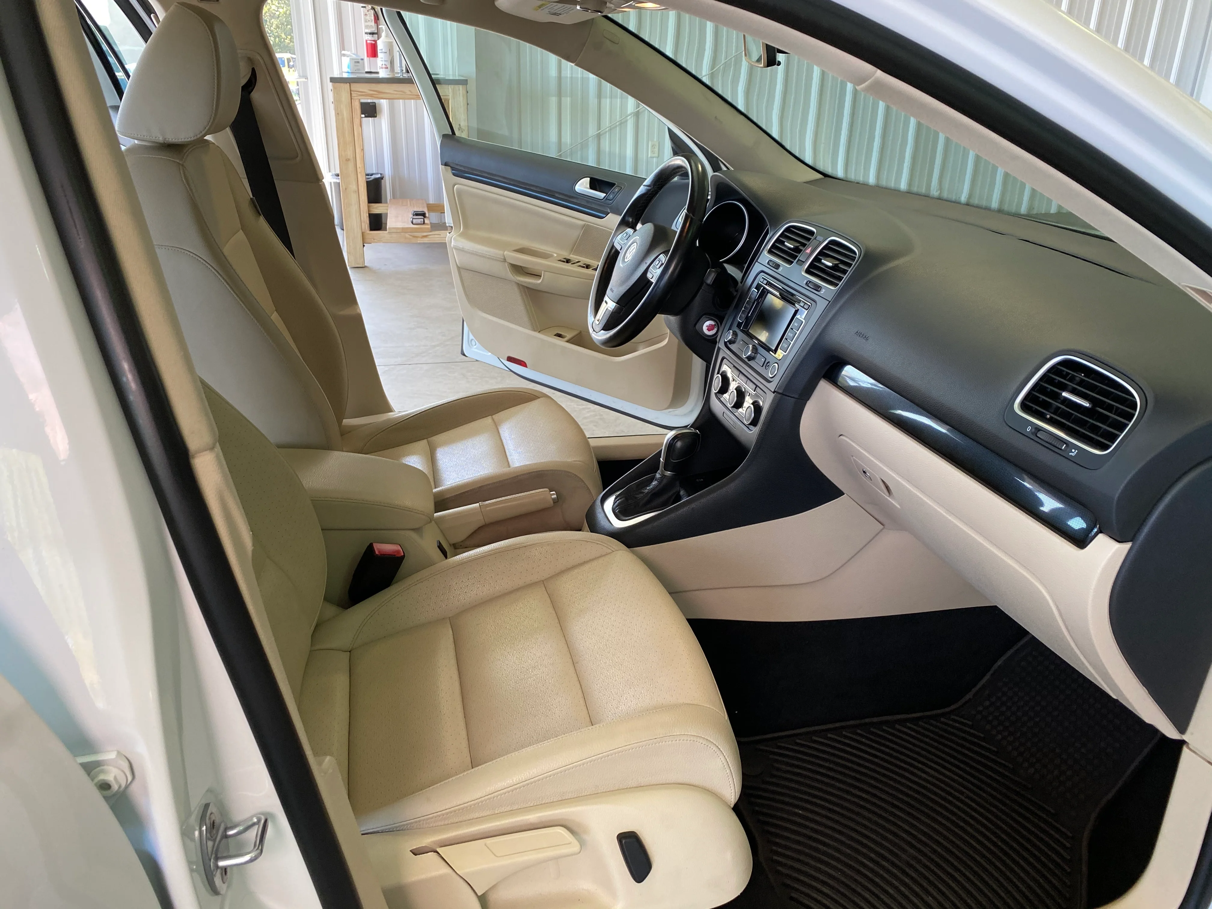 2014 Volkswagen Jetta Sportwagen TDI DSG - Image 15