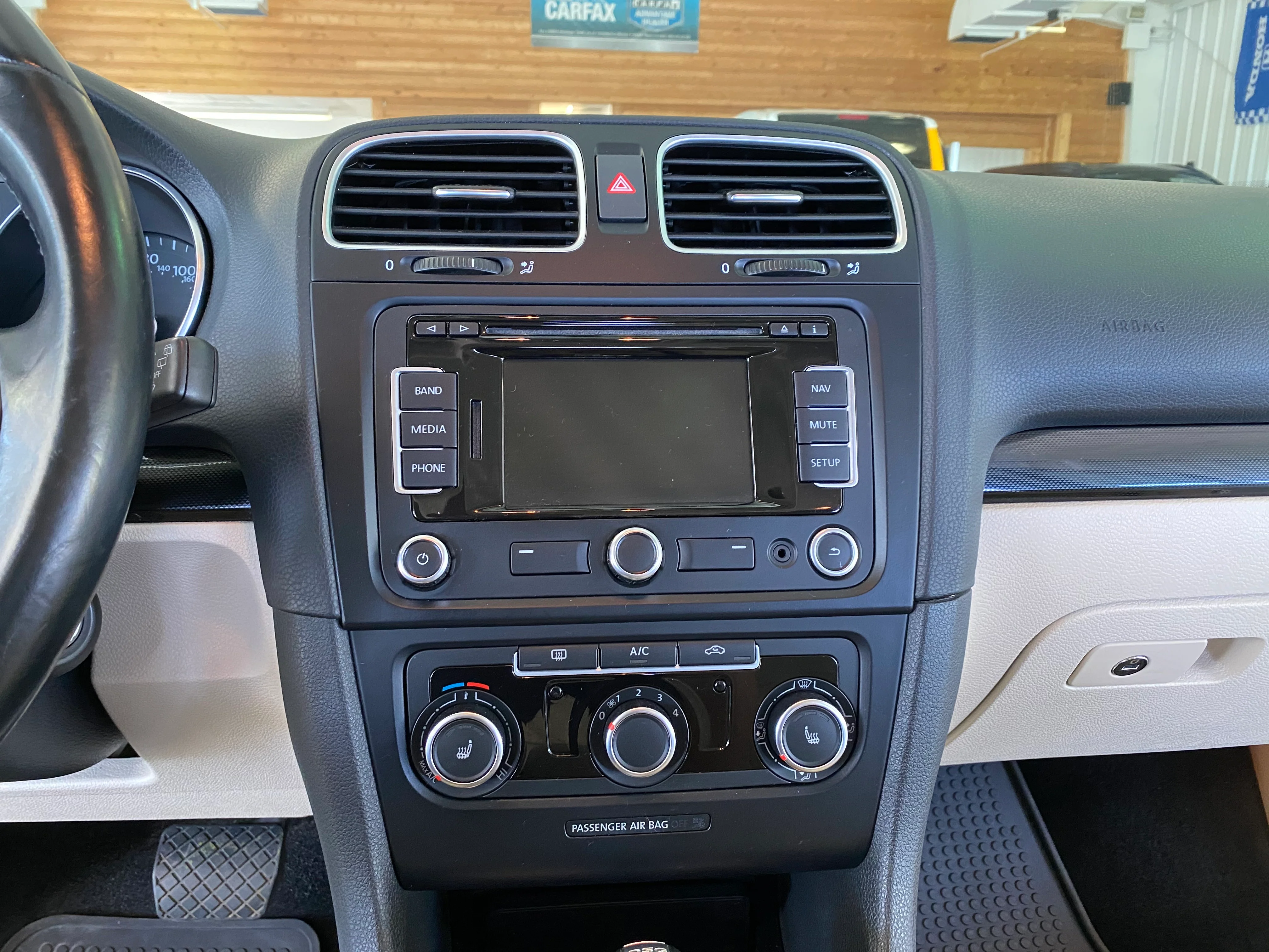 2014 Volkswagen Jetta Sportwagen TDI DSG - Image 19