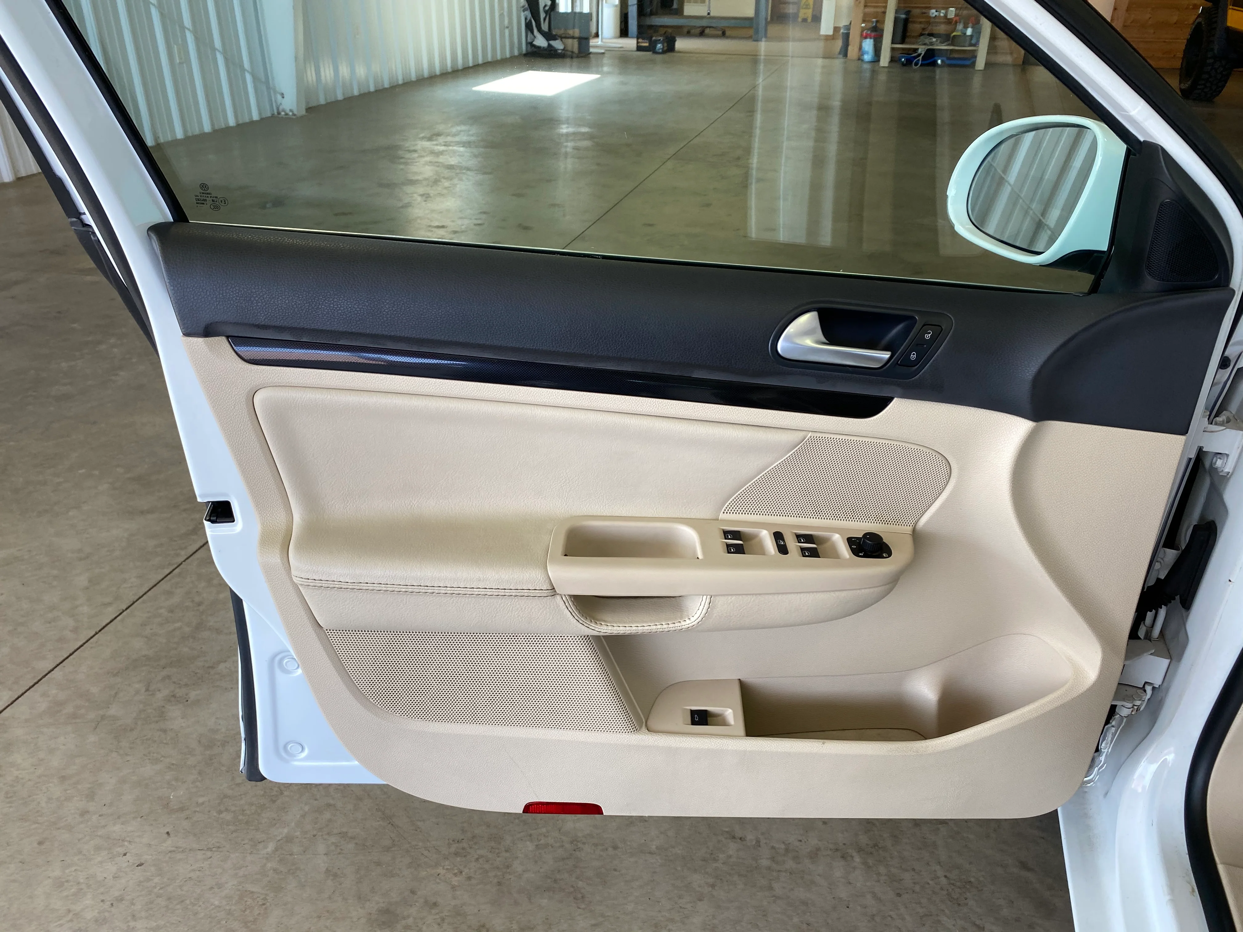 2014 Volkswagen Jetta Sportwagen TDI DSG - Image 24