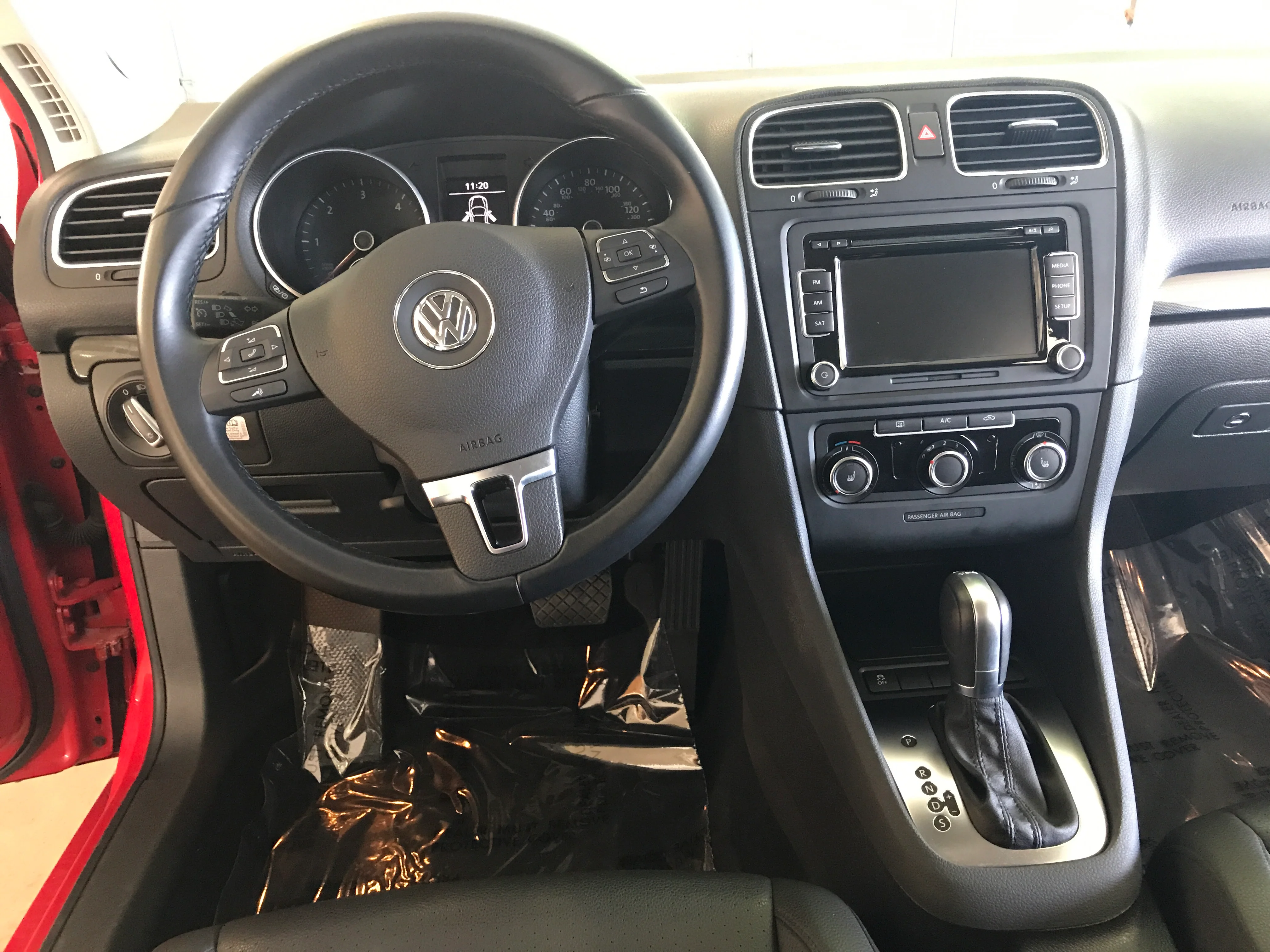 2014 Volkswagen Jetta TDI - Image 13
