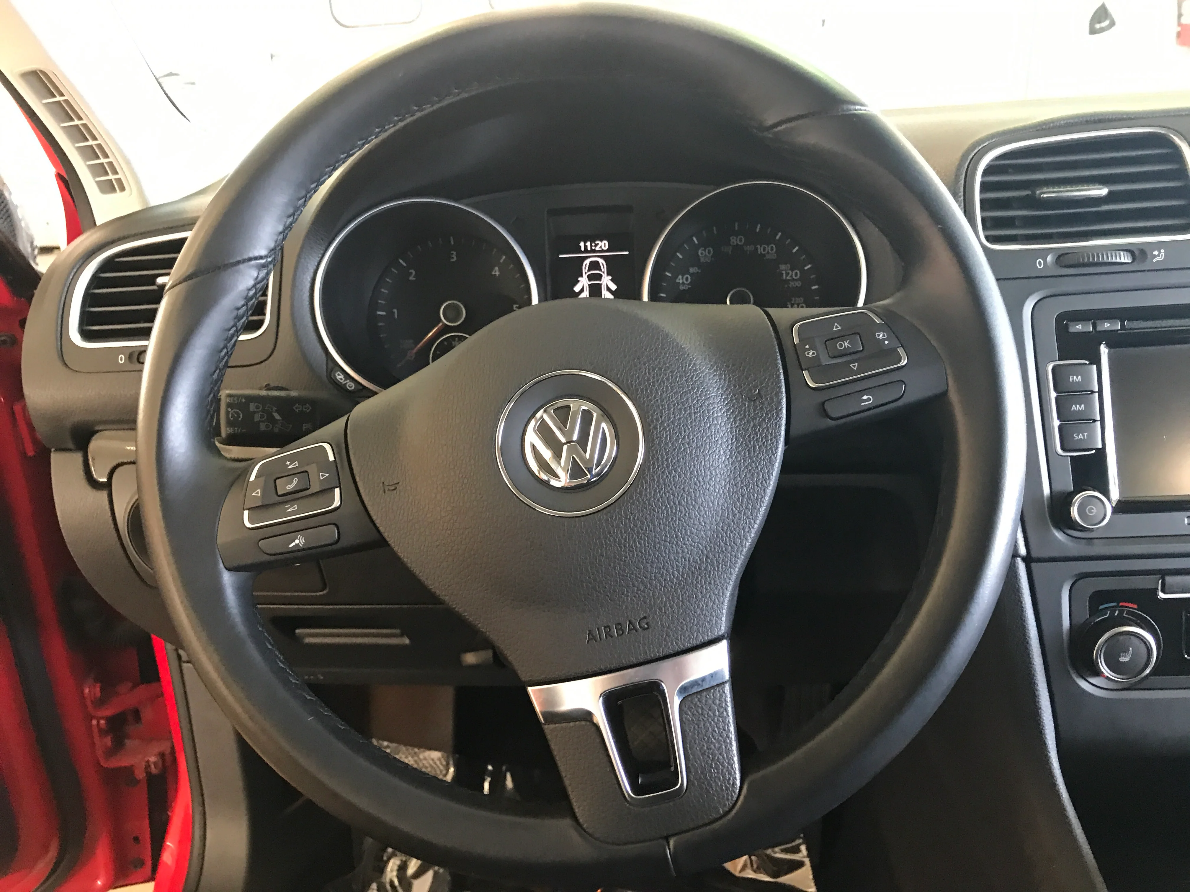 2014 Volkswagen Jetta TDI - Image 15