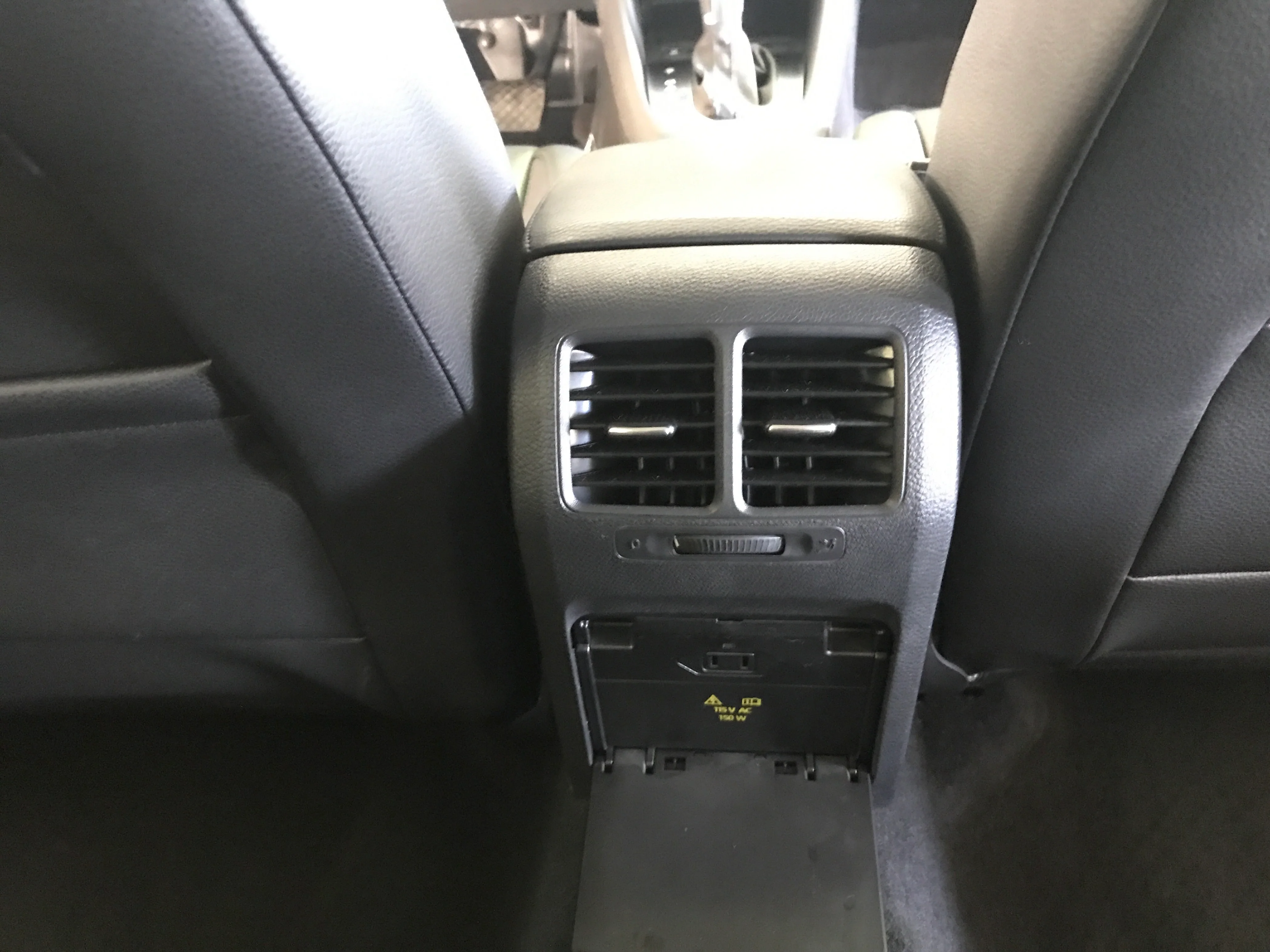 2014 Volkswagen Jetta TDI - Image 21