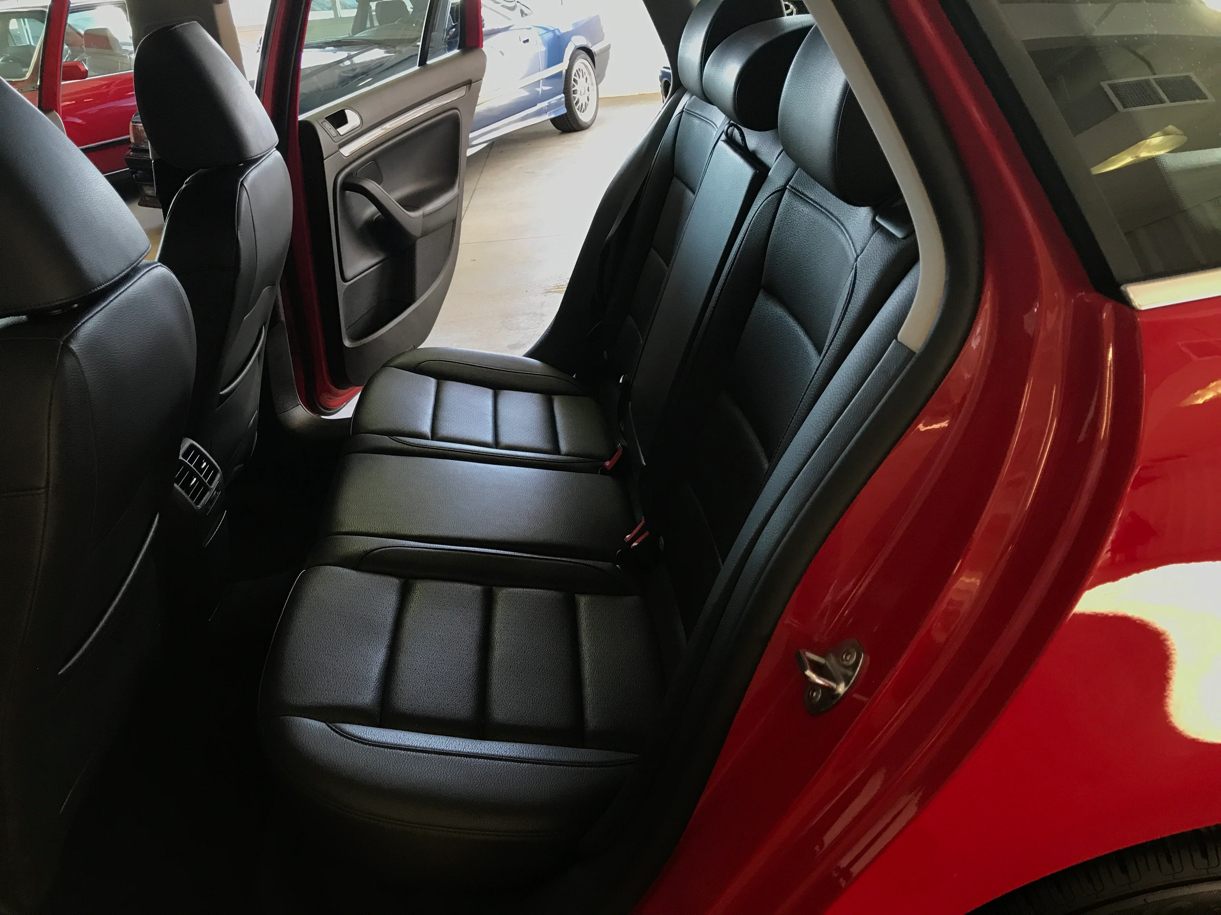 2014 Volkswagen Jetta TDI - Image 24