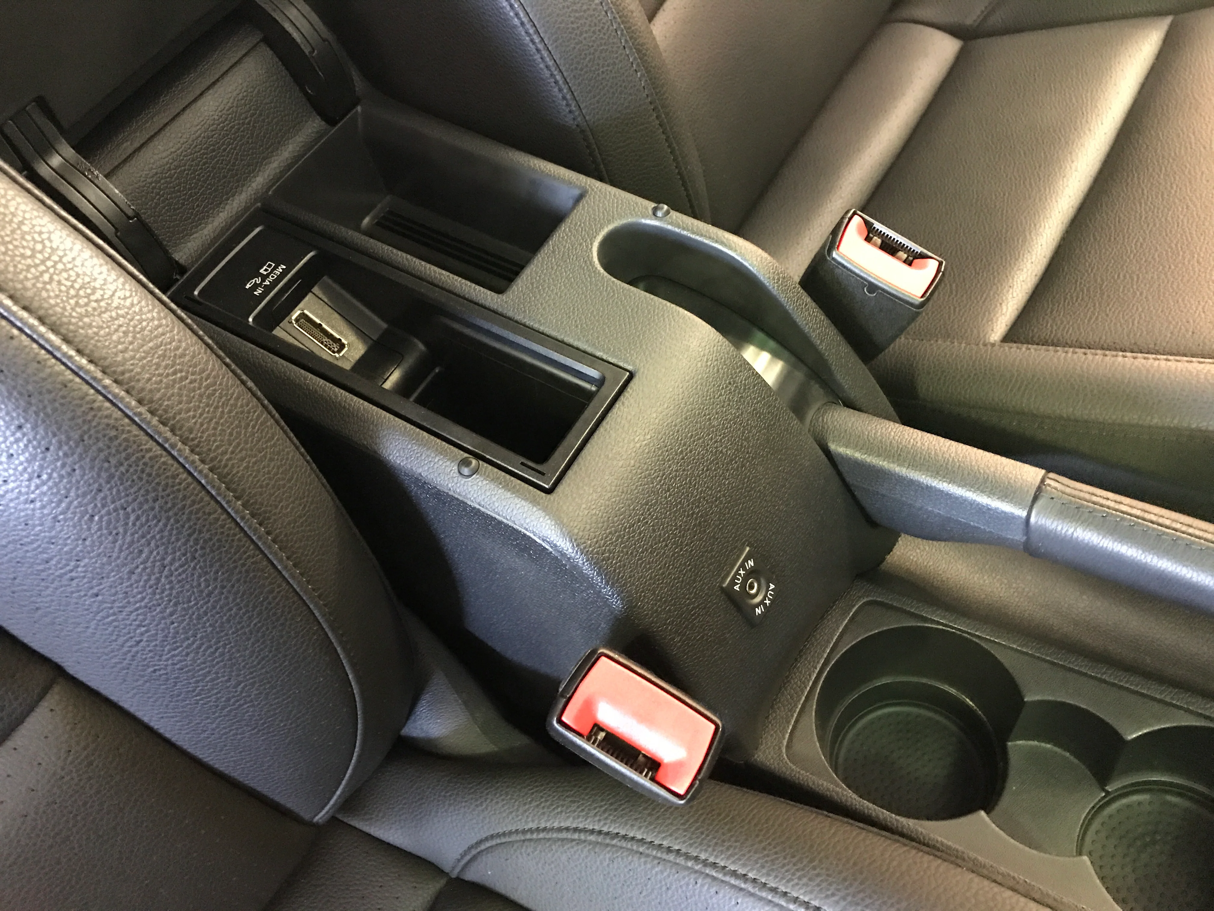 2014 Volkswagen Jetta TDI - Image 29