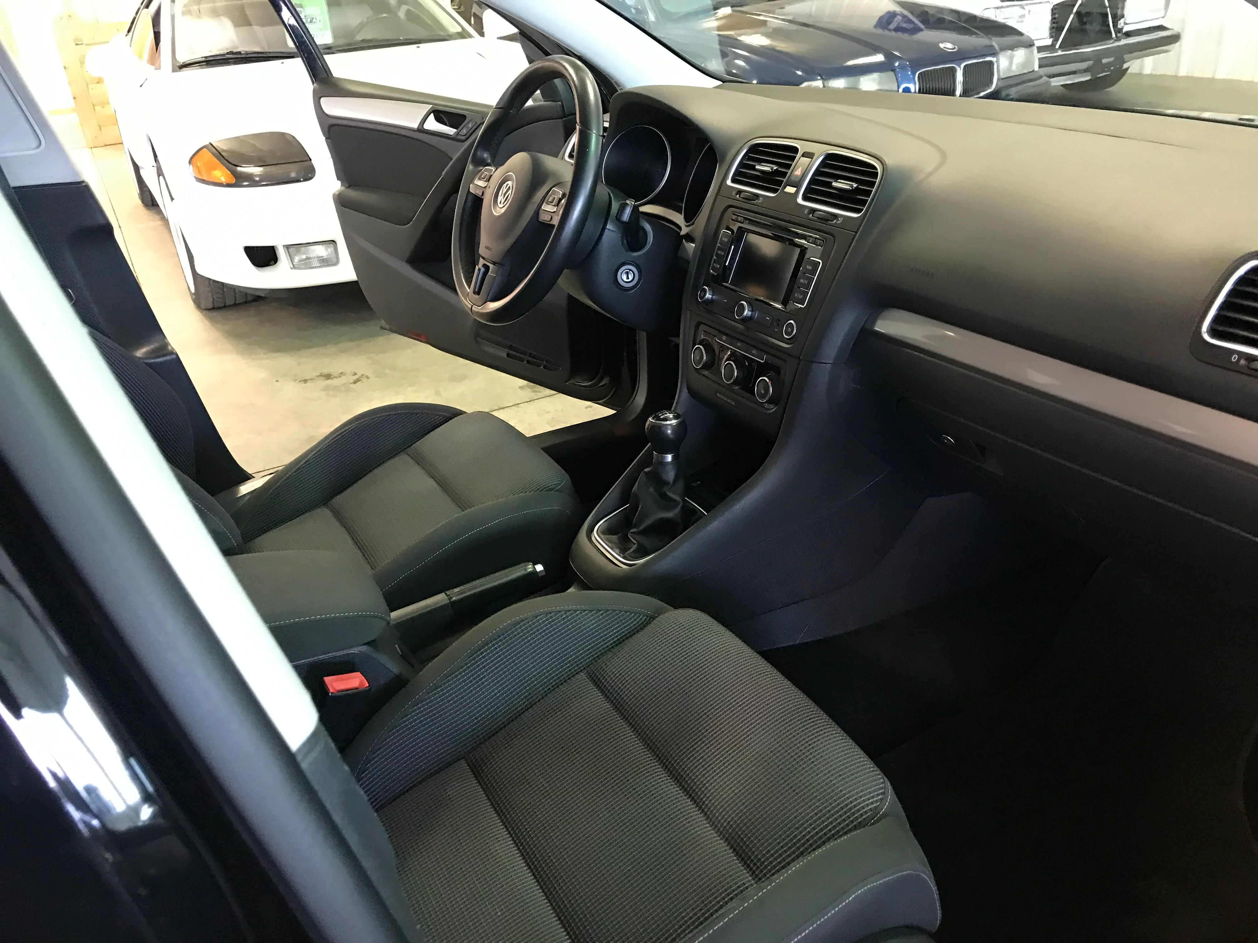2014 Volkswagon Golf TDI - Image 12