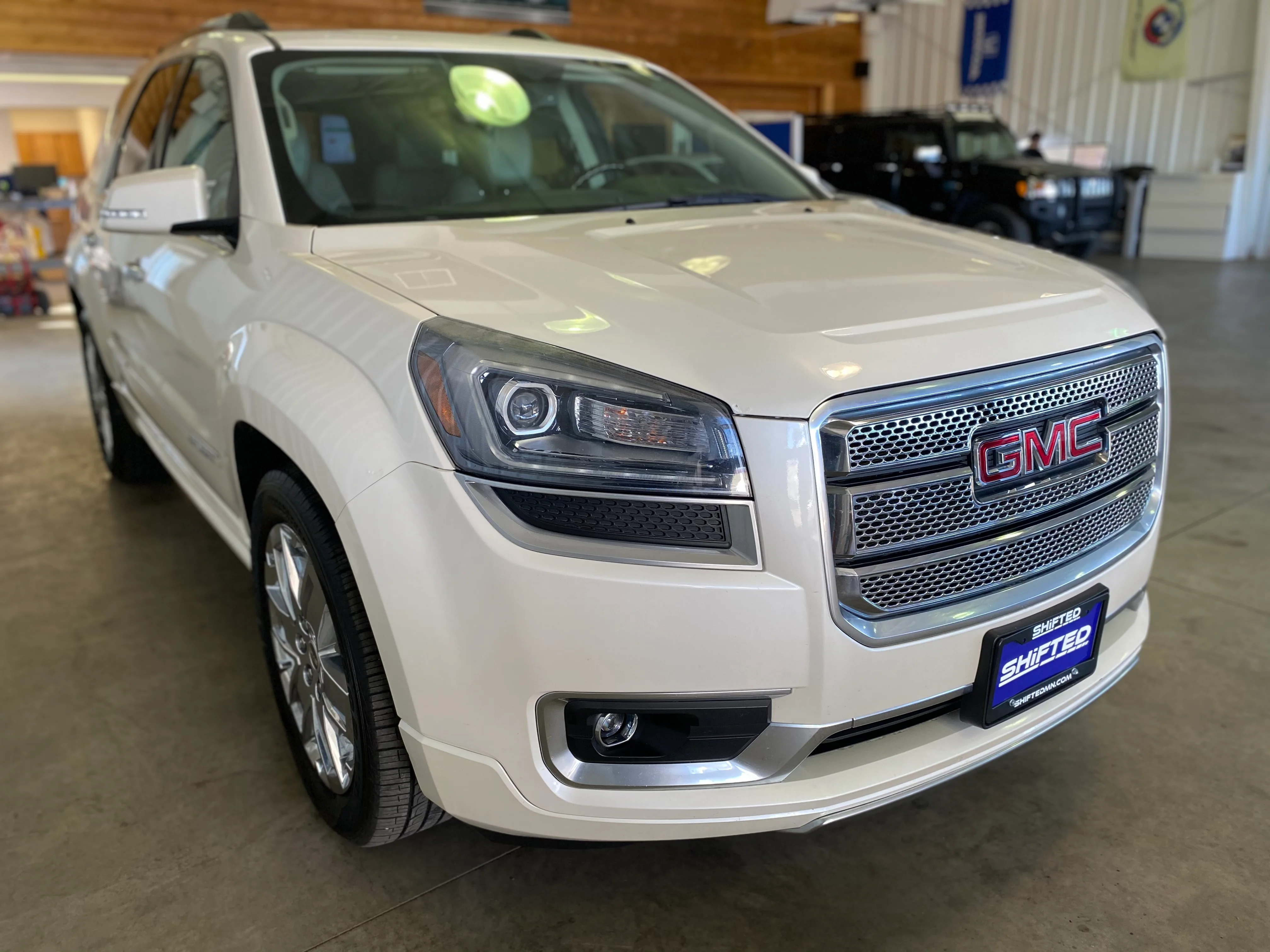 2015 GMC Acadia Denali AWD - Image 7