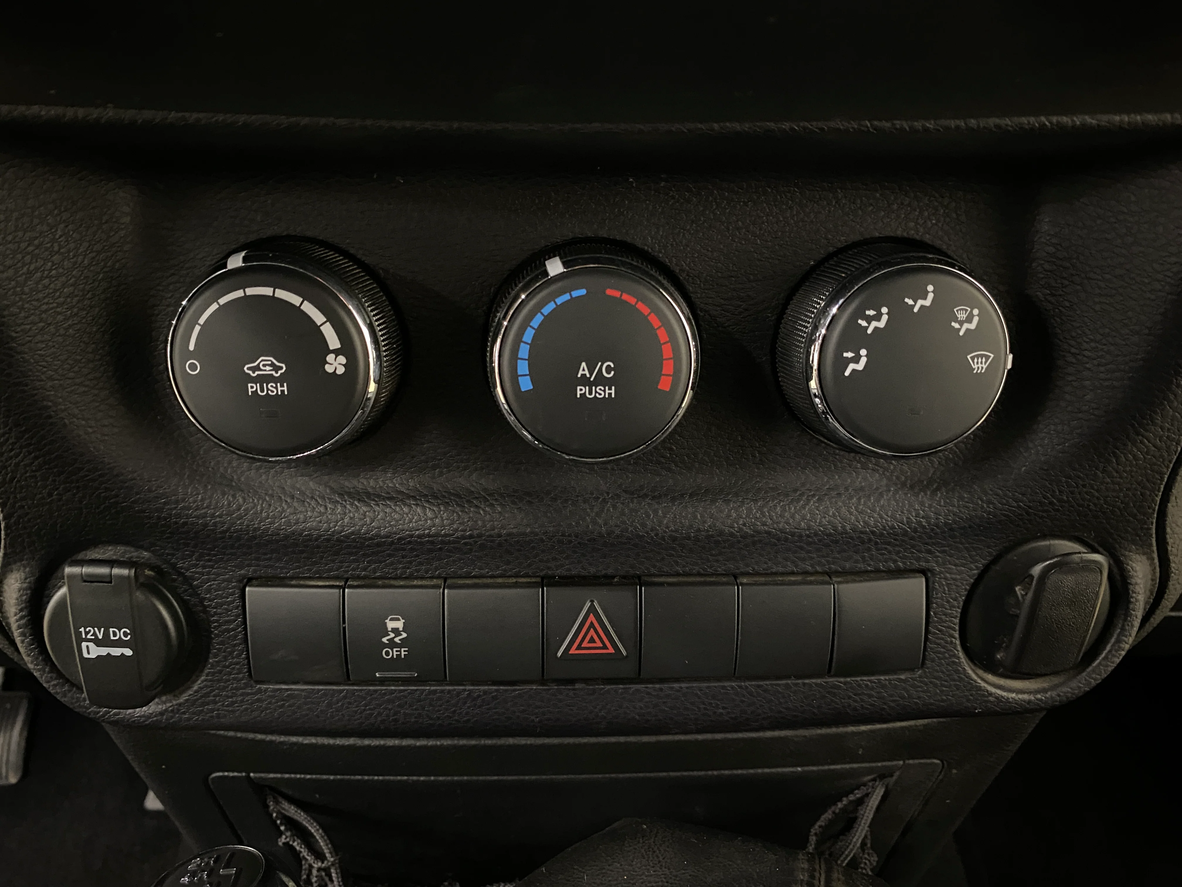 2015 Jeep Wrangler Sport Manual - Image 22