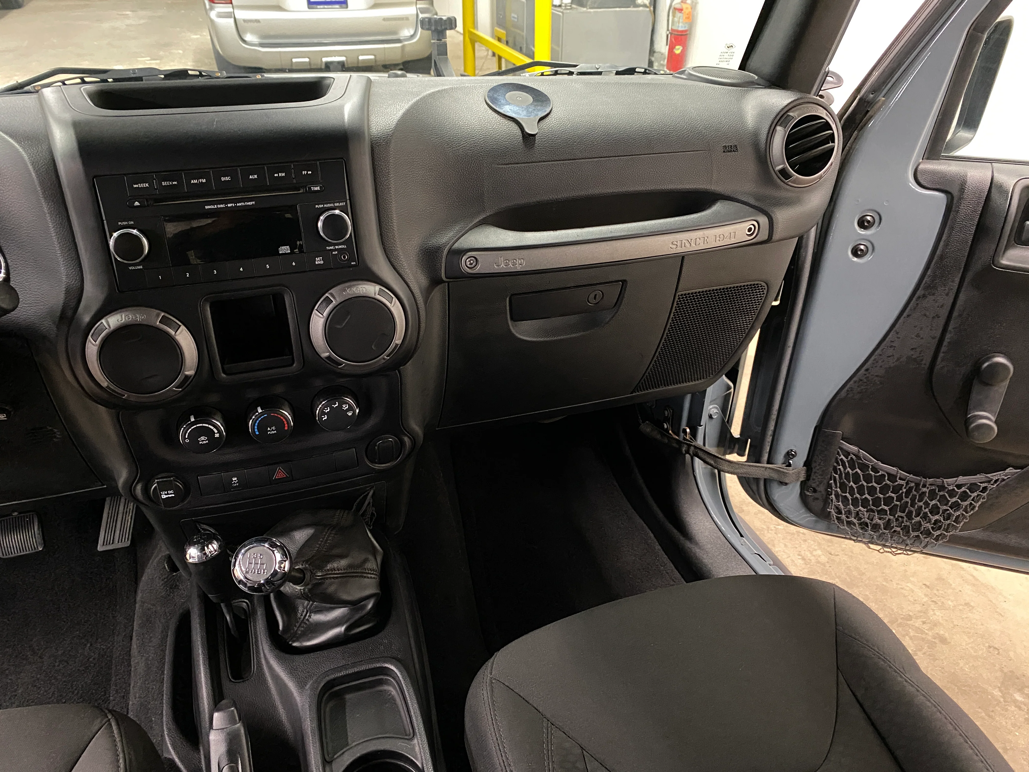 2015 Jeep Wrangler Sport Manual - Image 25