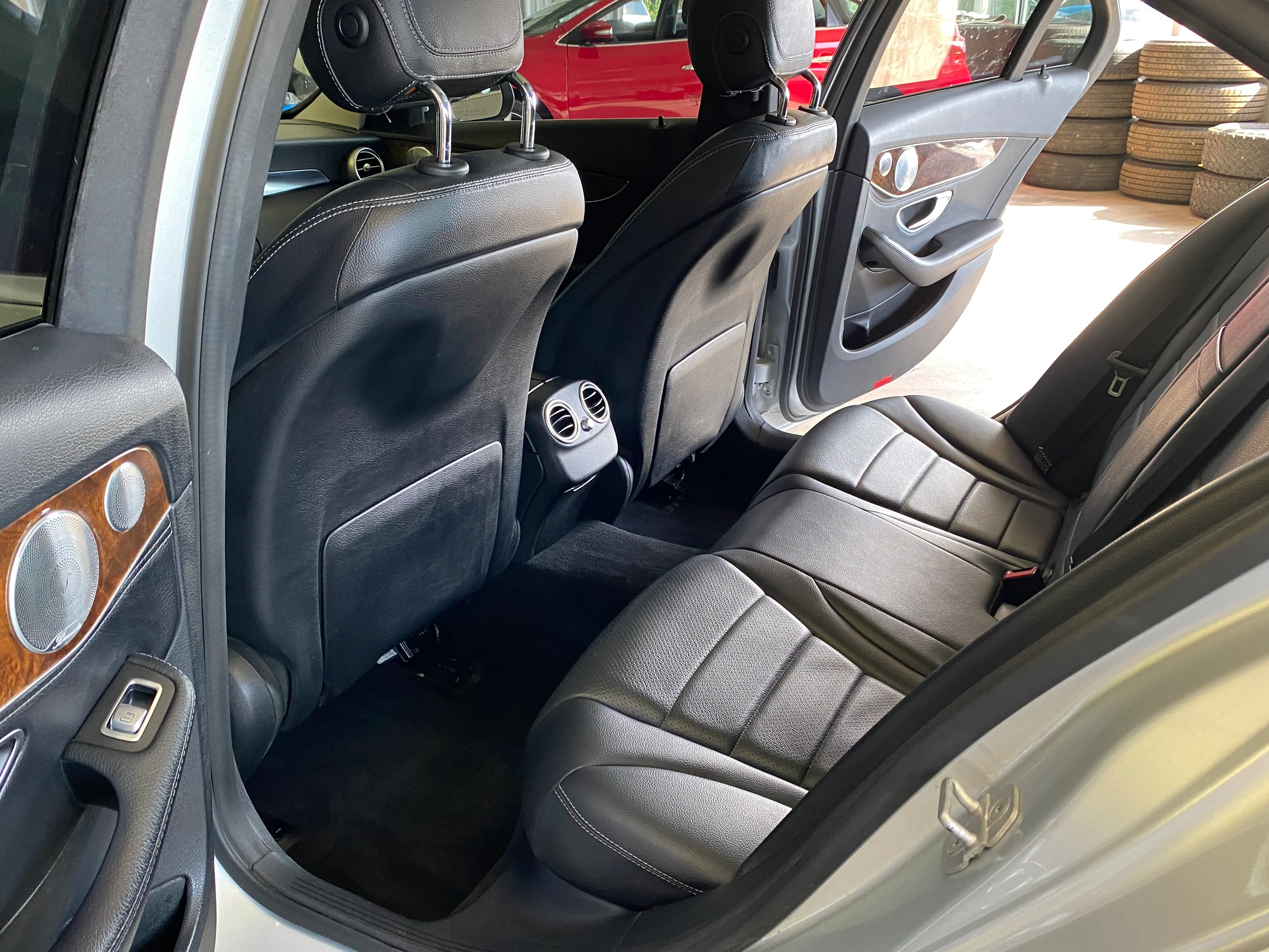 2015 Mercedes C300 4Matic - Image 11