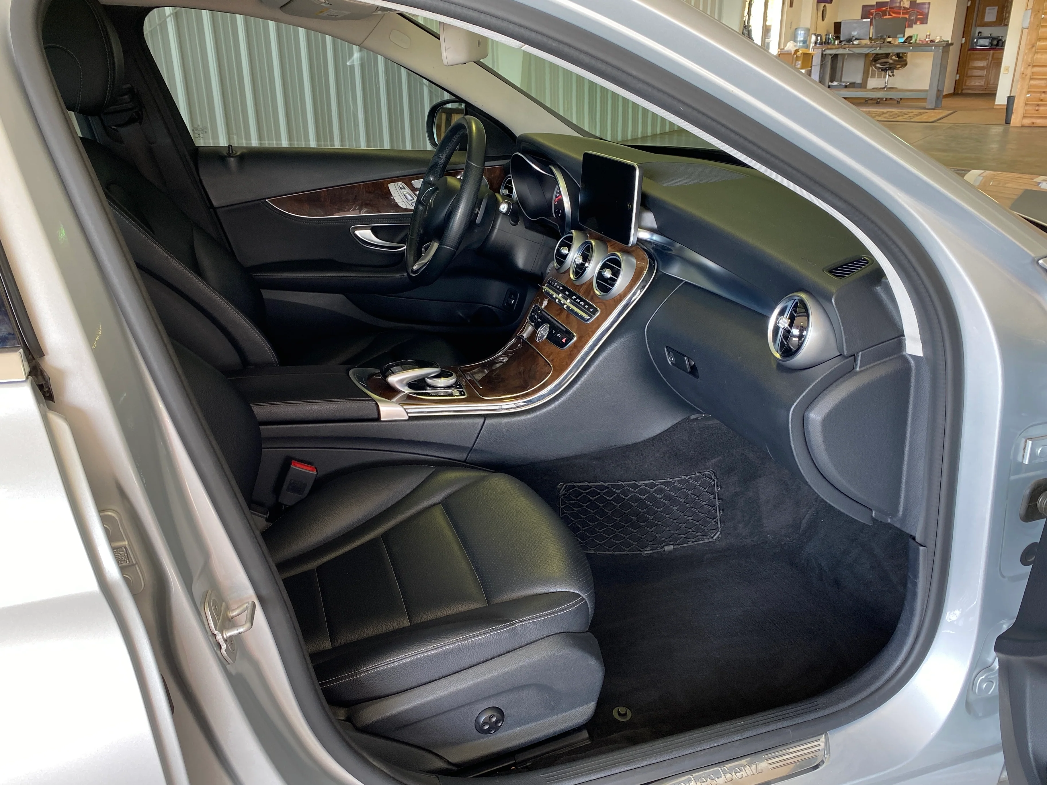 2015 Mercedes C300 4Matic - Image 17