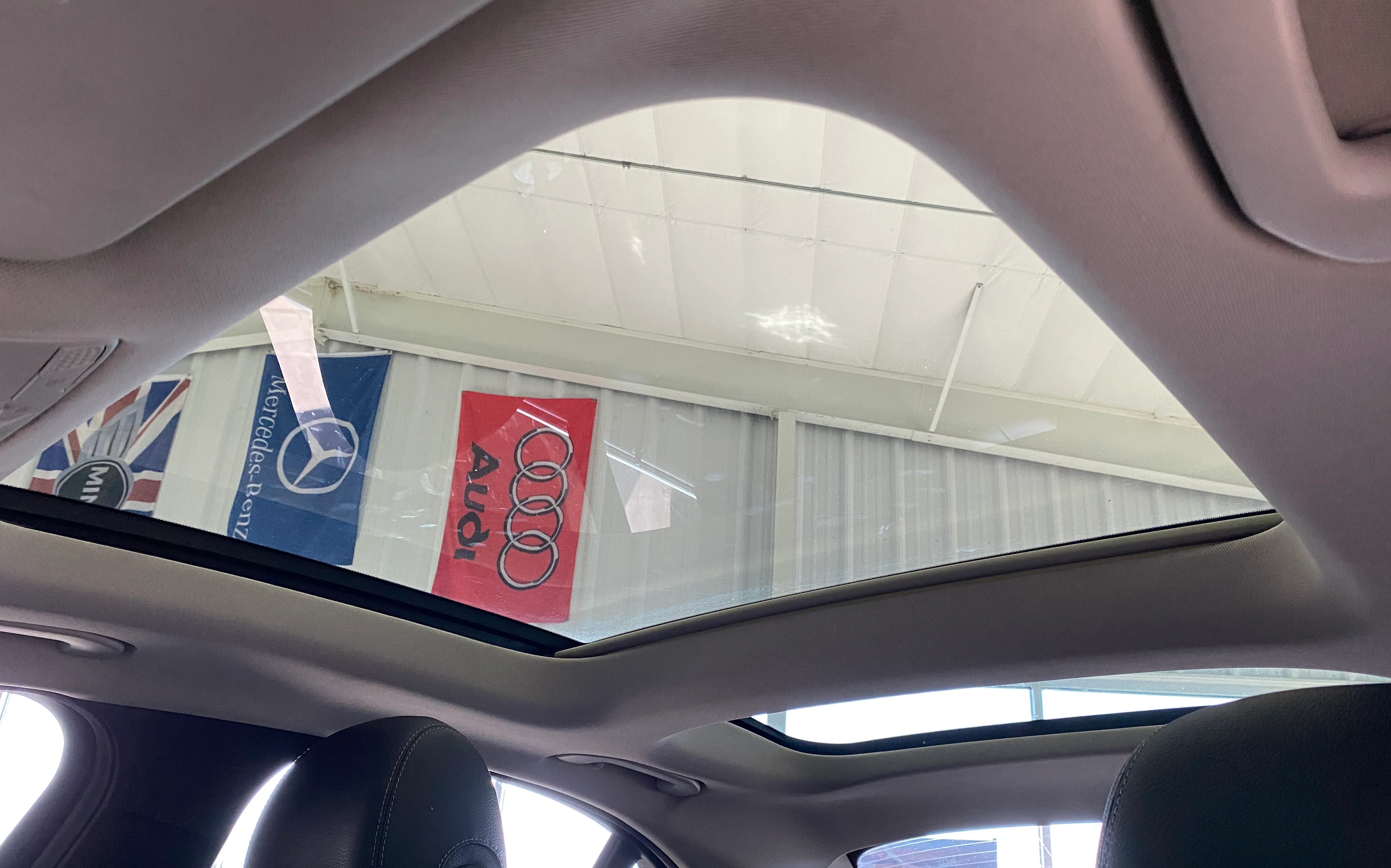 2015 Mercedes C300 4Matic - Image 20