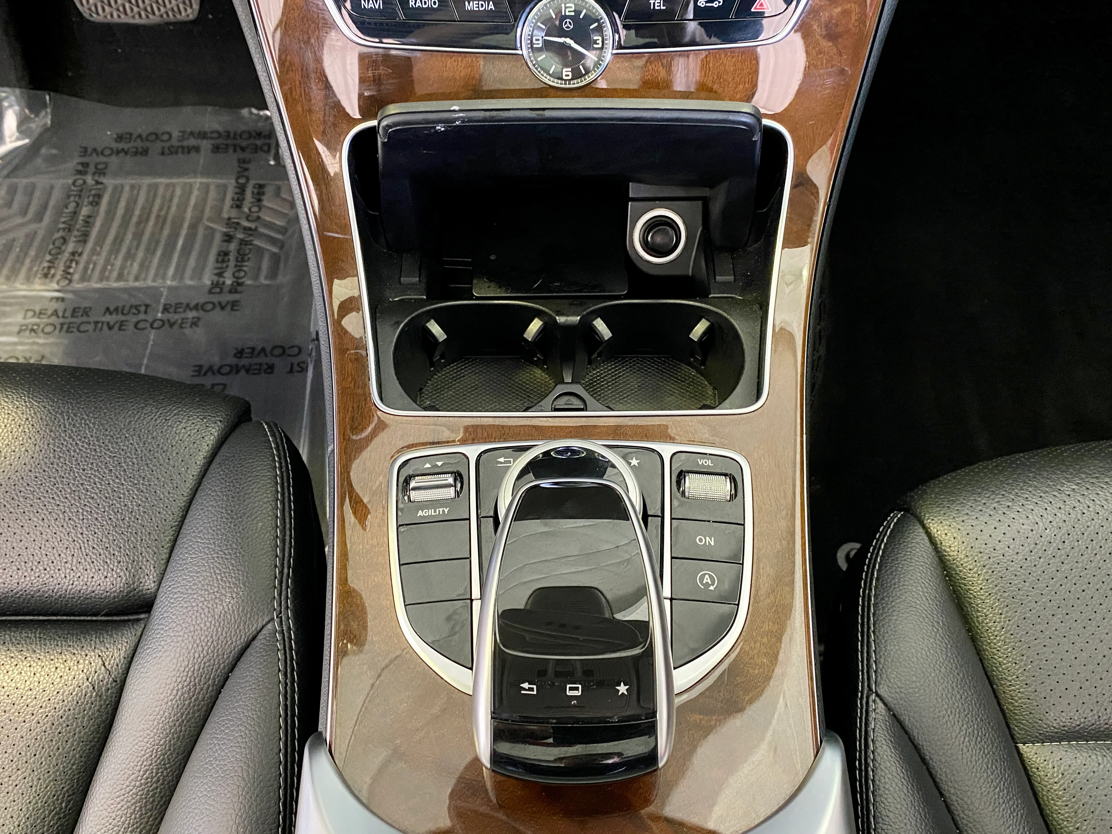 2015 Mercedes C300 4Matic - Image 31