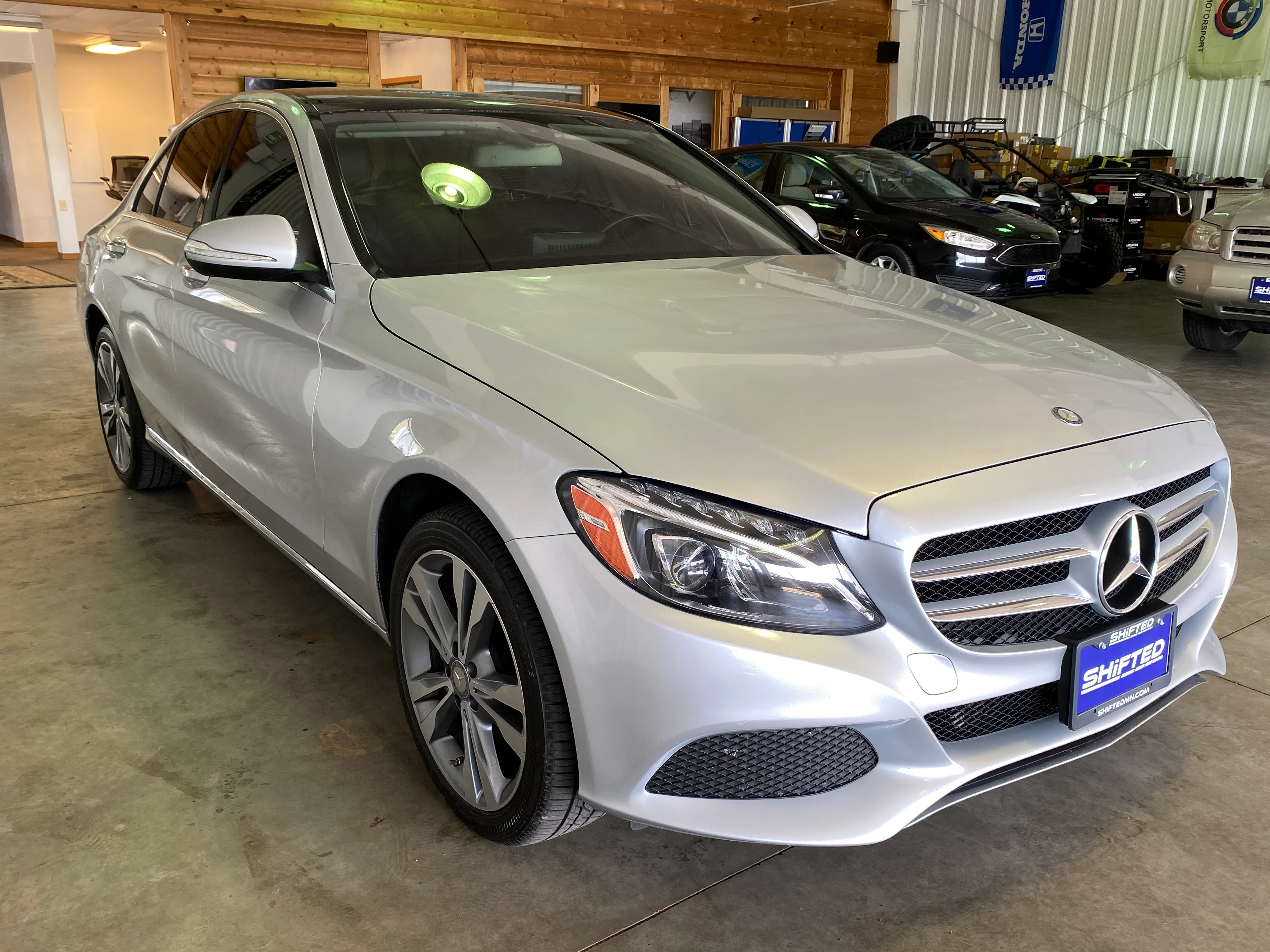 2015 Mercedes C300 4Matic - Image 6