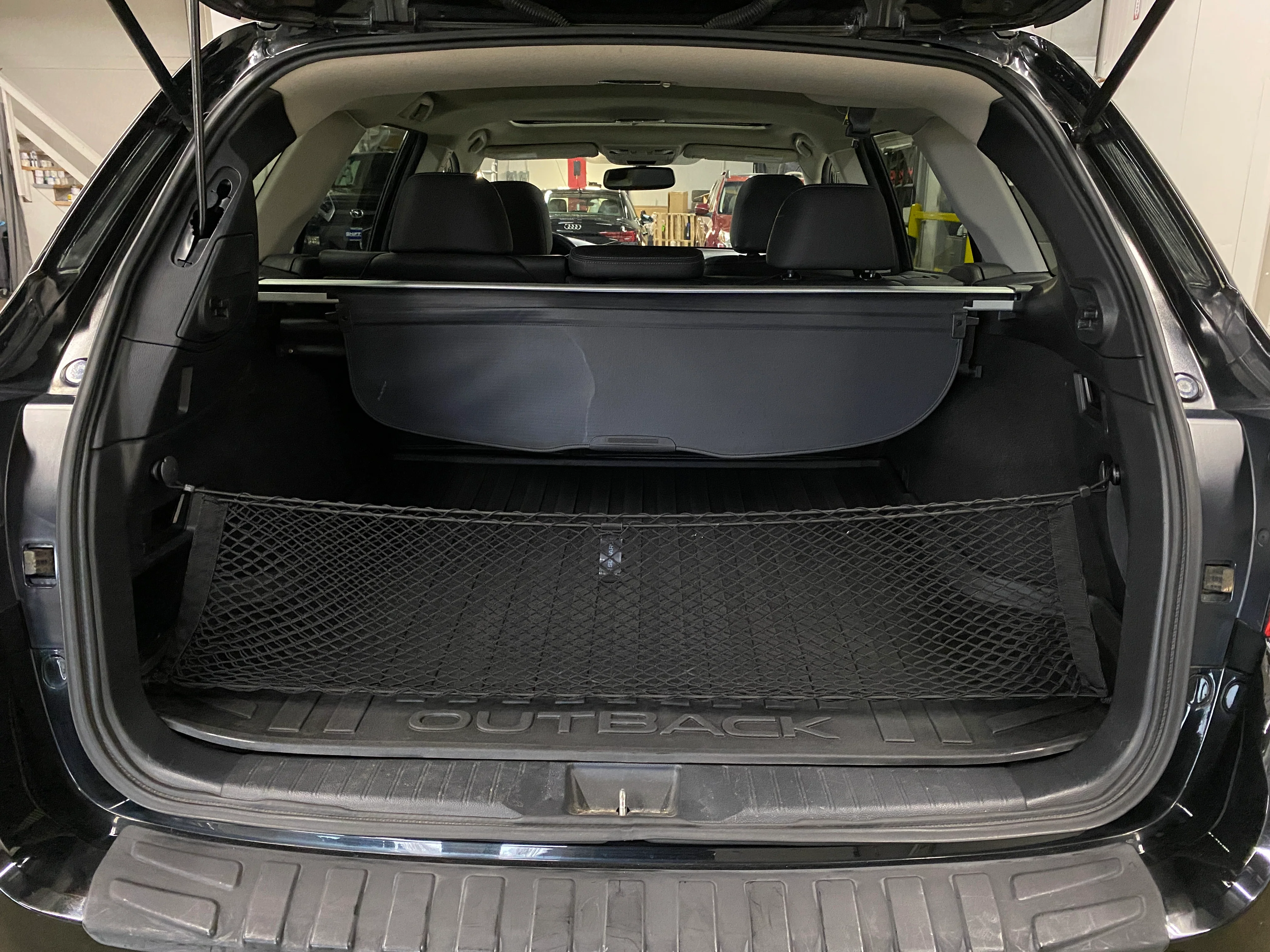 2015 Subaru Outback 2.5i Limited - Image 16