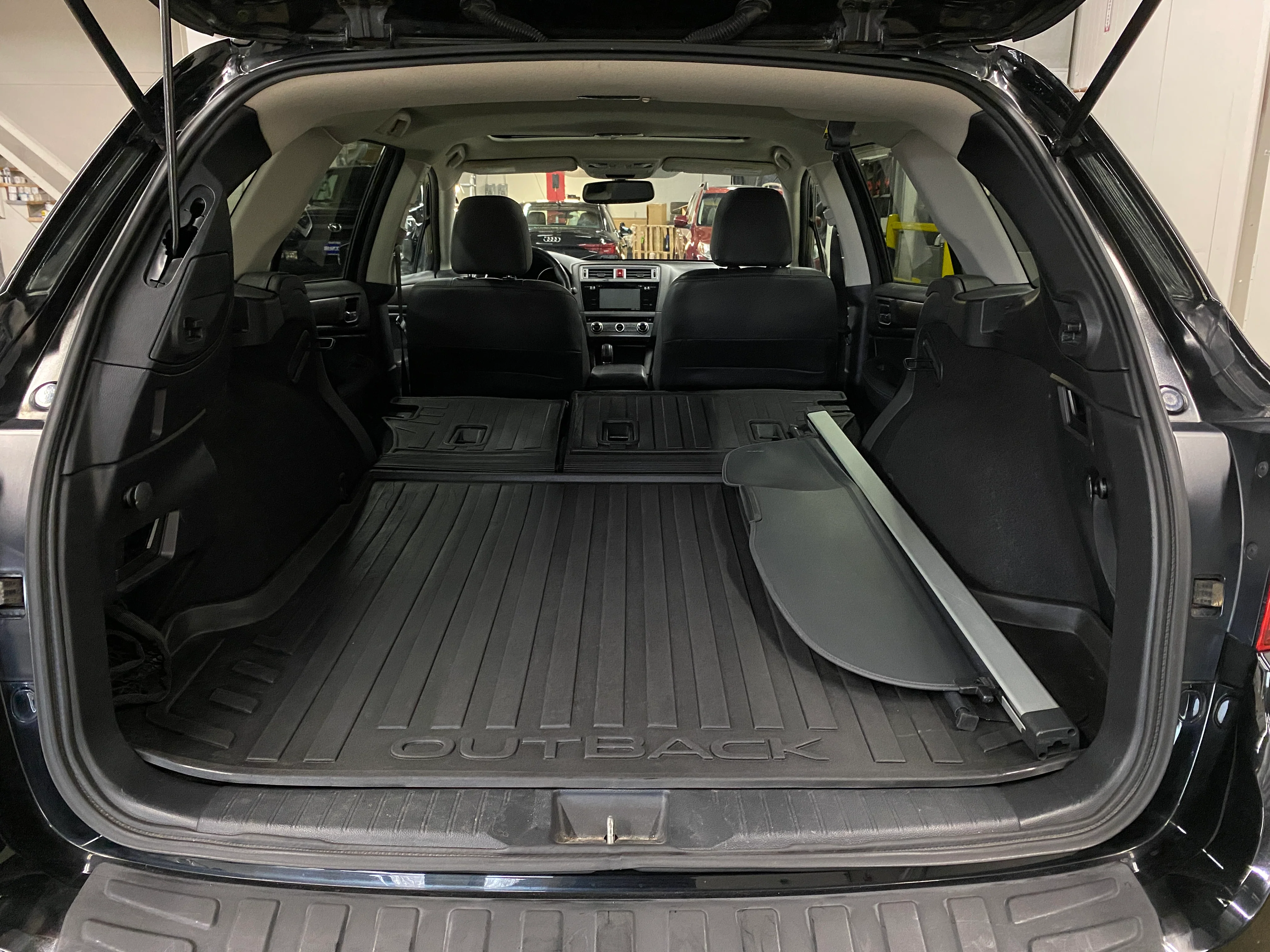 2015 Subaru Outback 2.5i Limited - Image 17