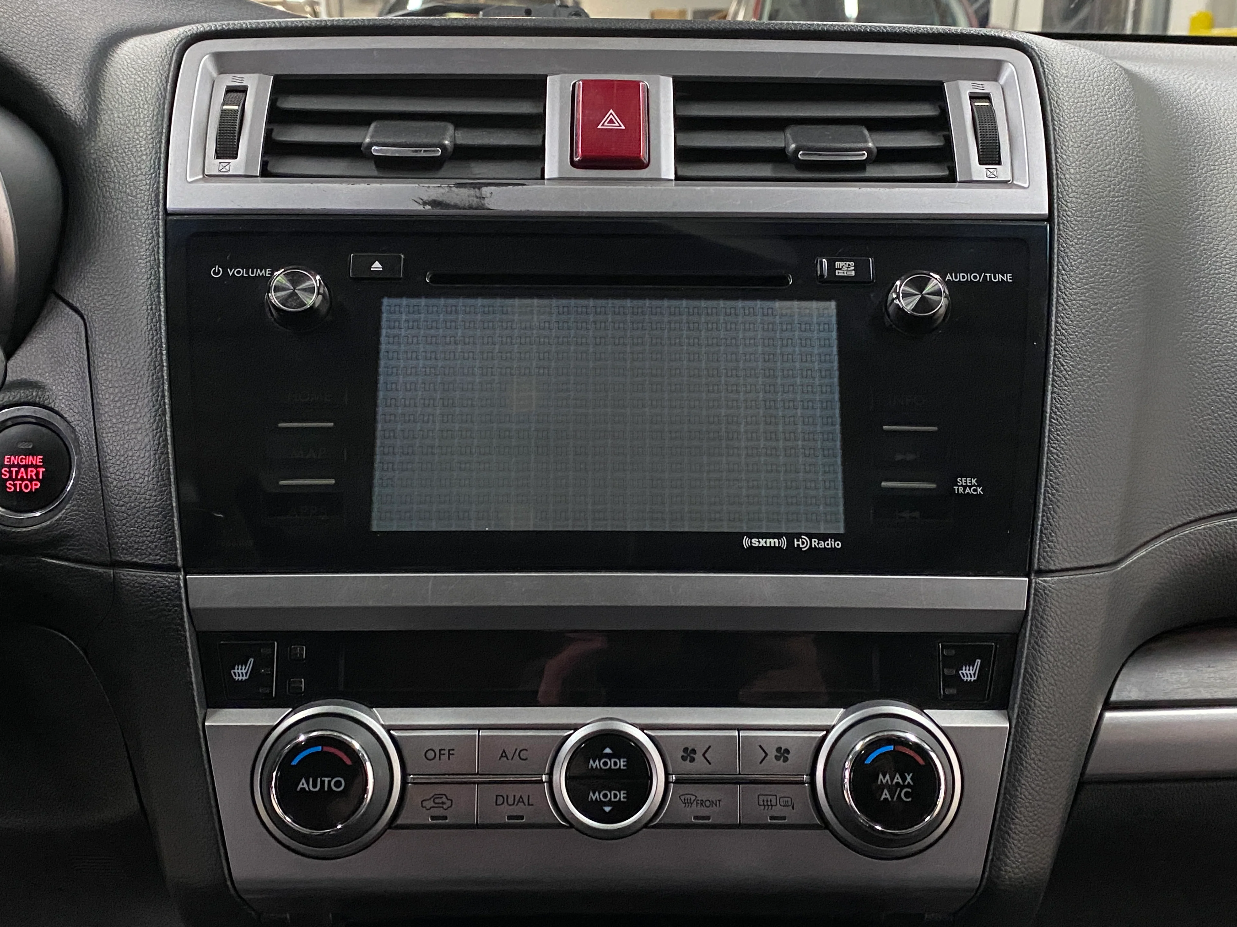 2015 Subaru Outback 2.5i Limited - Image 26