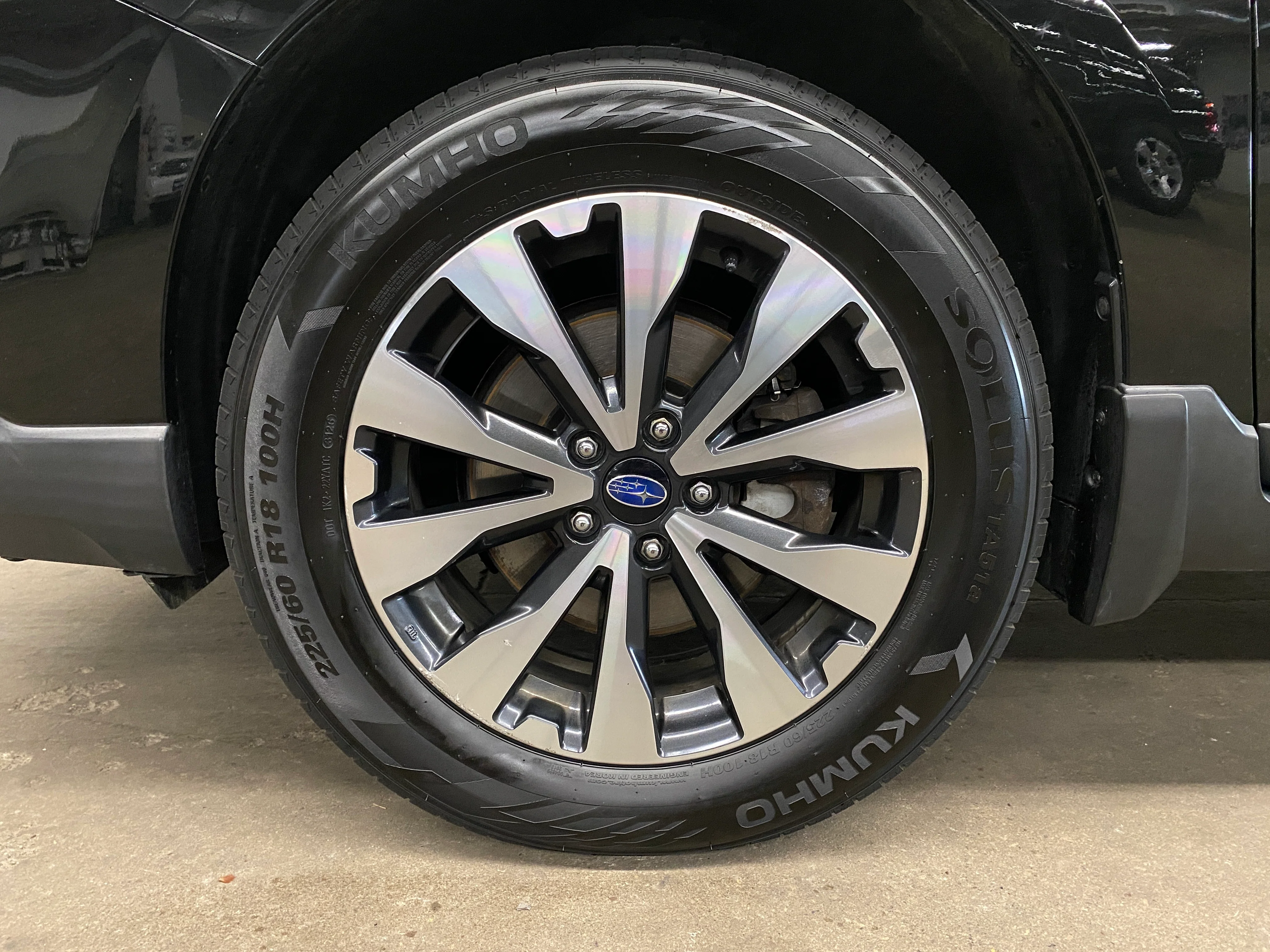 2015 Subaru Outback 2.5i Limited - Image 34