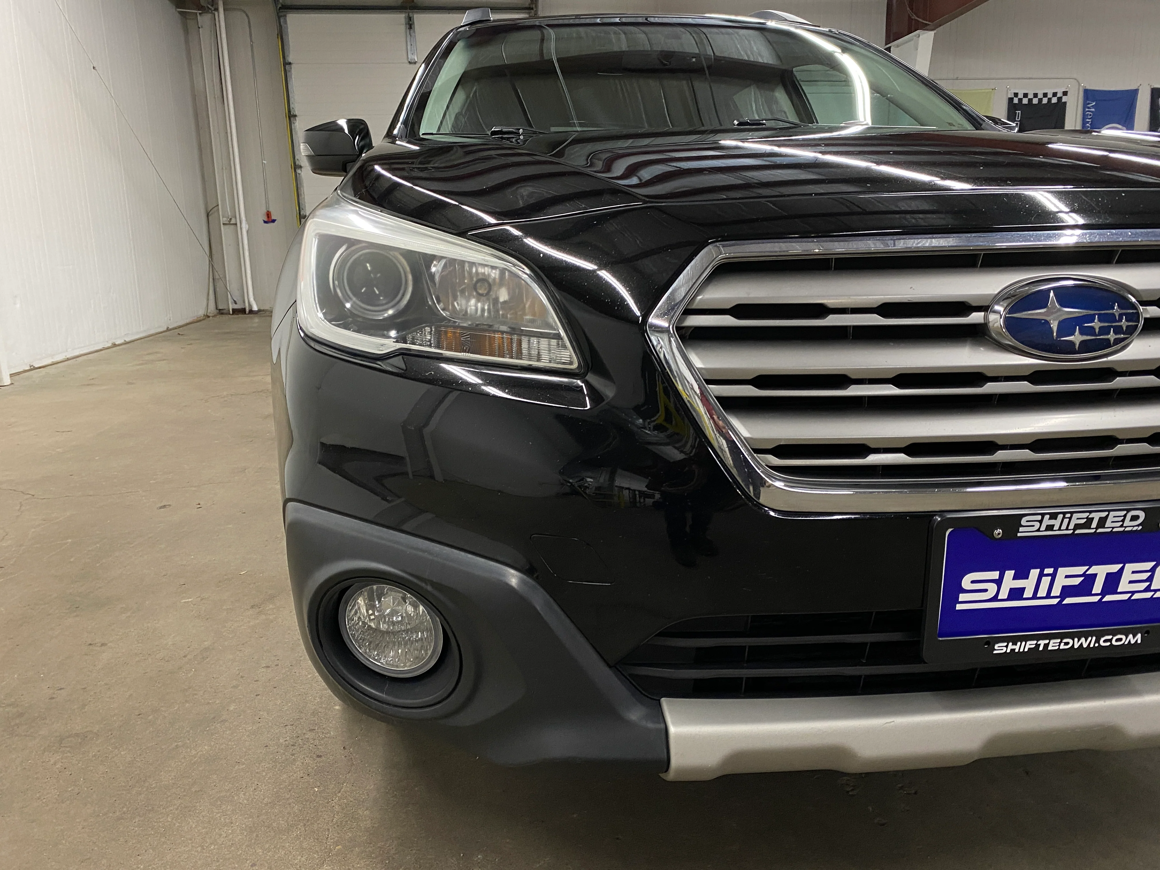2015 Subaru Outback 2.5i Limited - Image 42