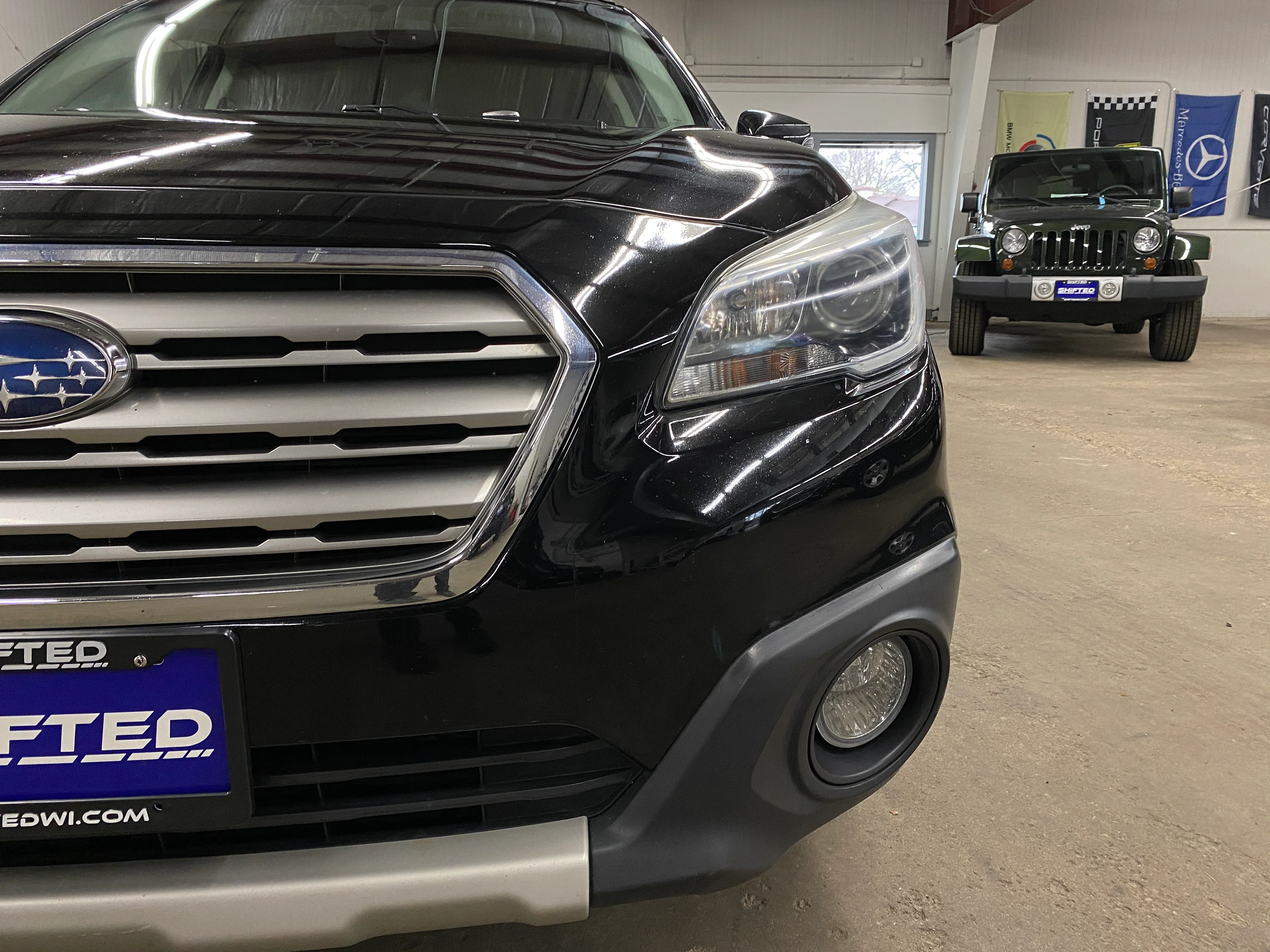 2015 Subaru Outback 2.5i Limited - Image 43