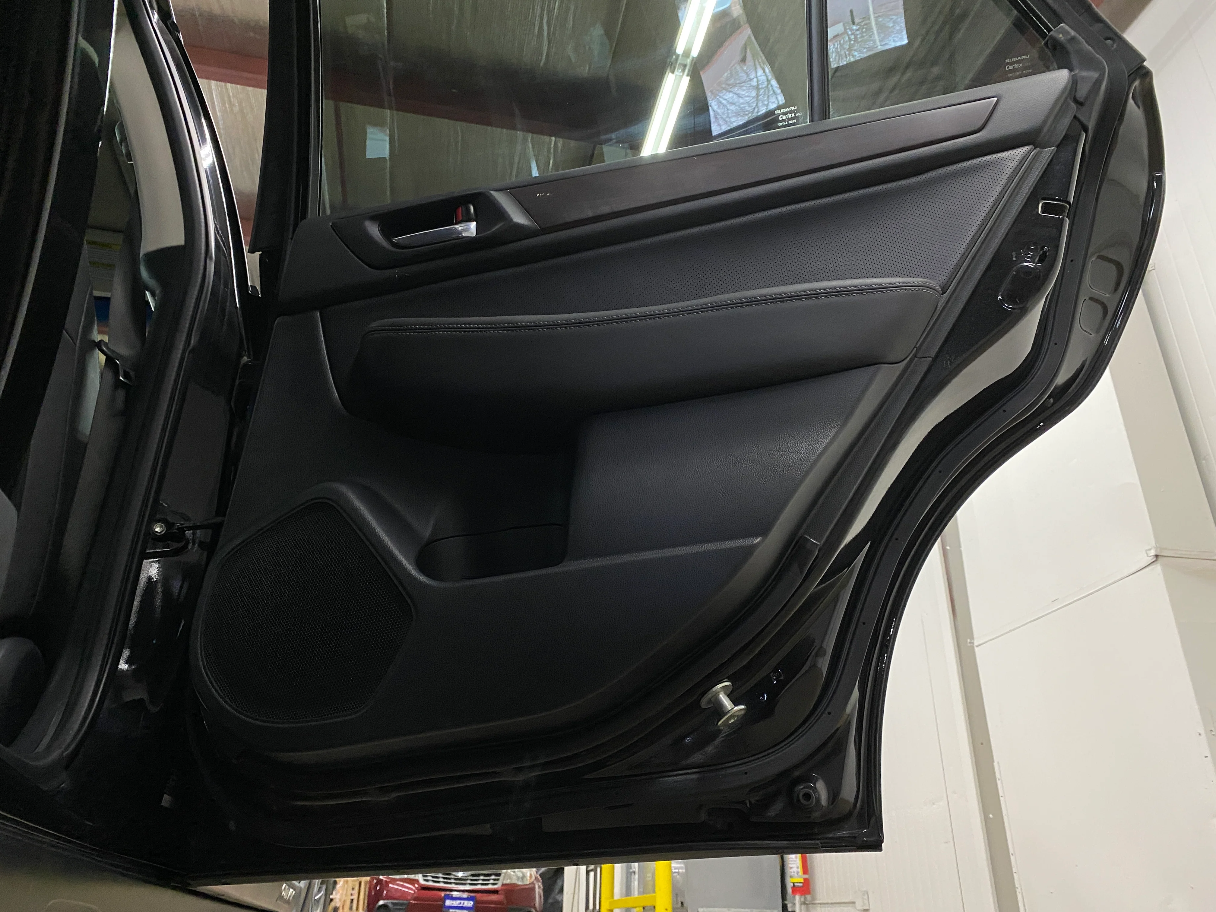 2015 Subaru Outback 2.5i Limited - Image 58