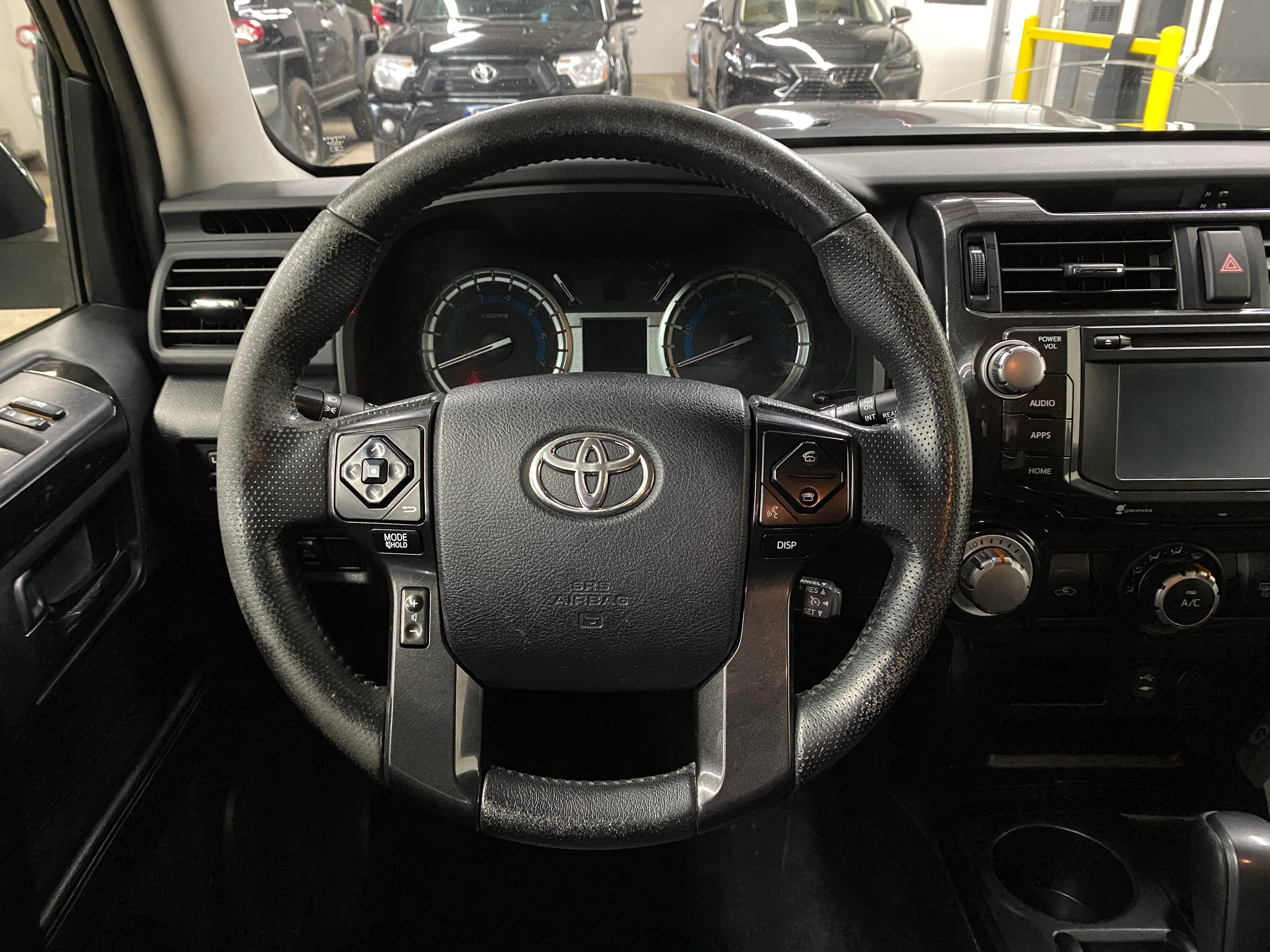 2015 Toyota 4Runner Trail 4.0L 4WD - Image 20